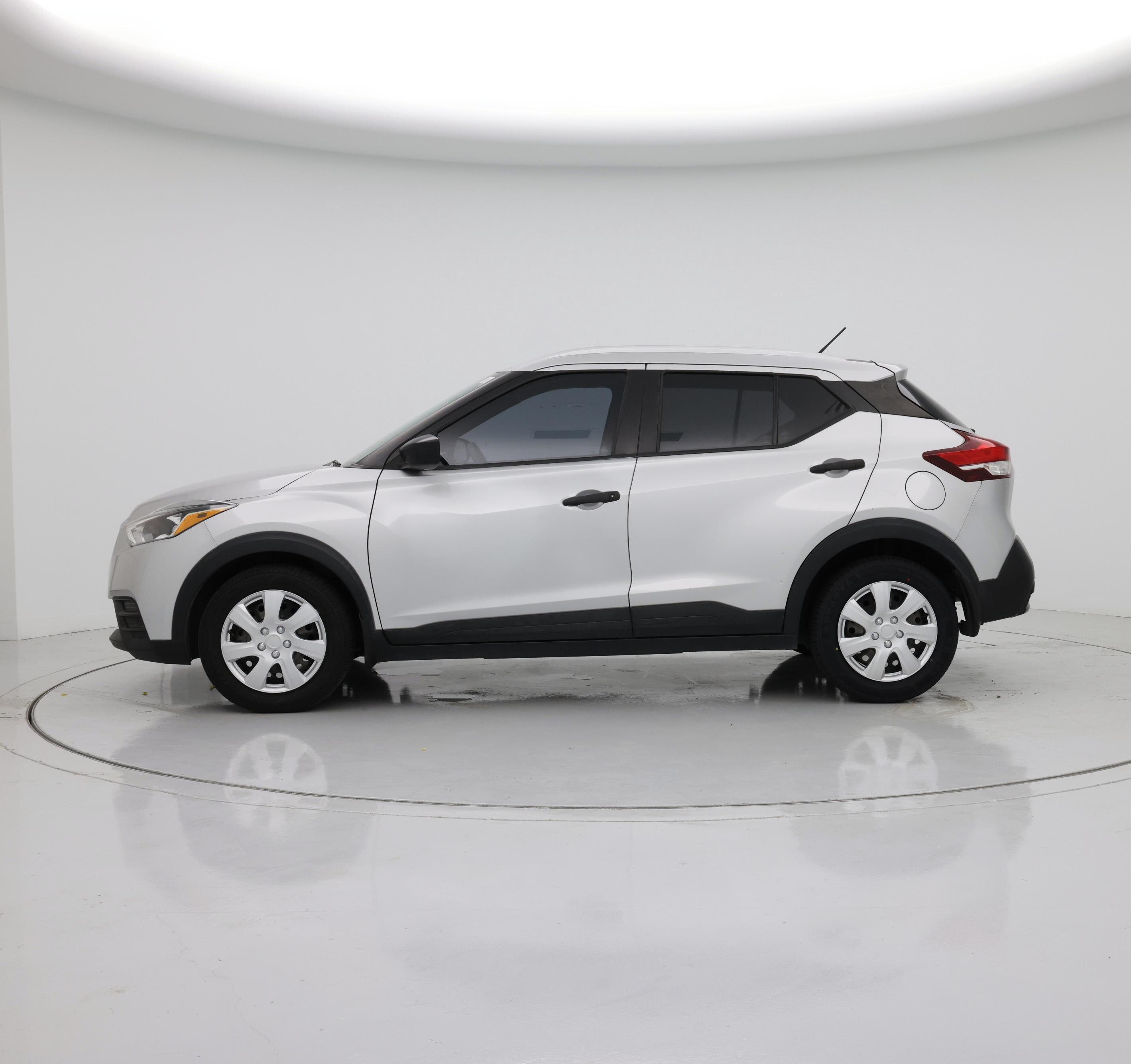 Thumbnail: 2019 Nissan Kicks - 3