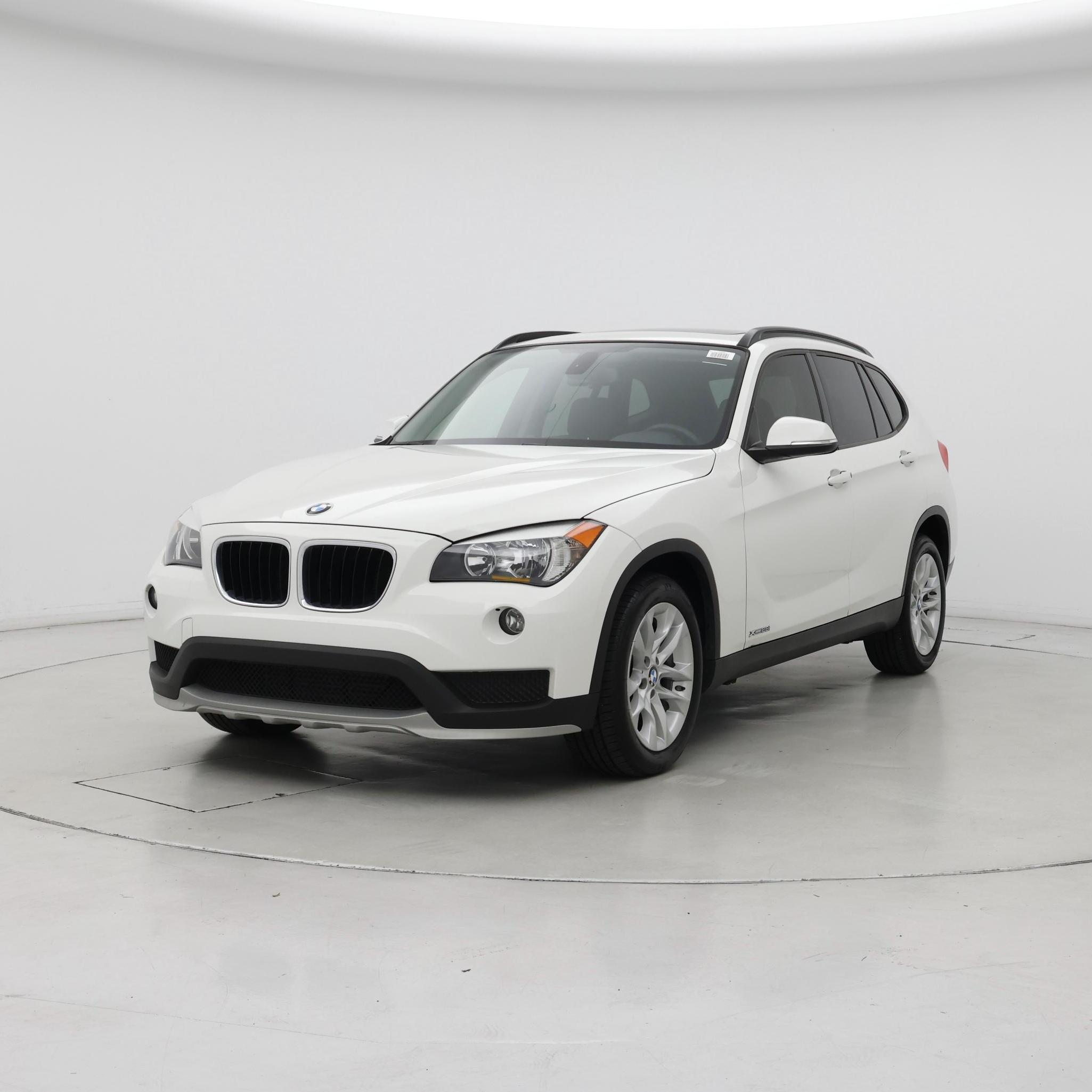 Thumbnail: 2015 BMW X1 - 4