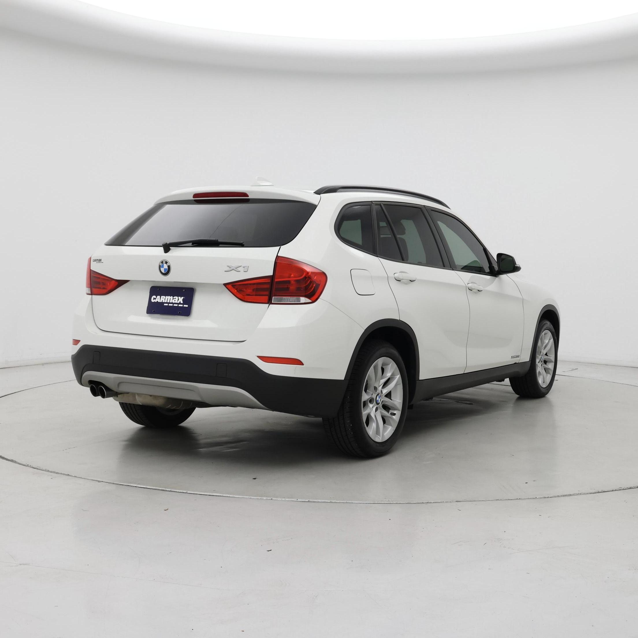 Thumbnail: 2015 BMW X1 - 8