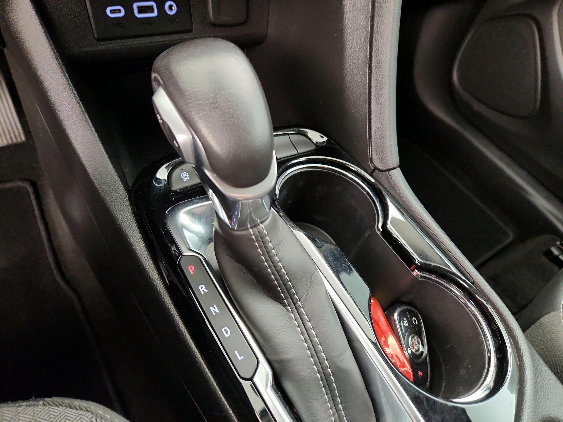 Thumbnail: 2022 Buick Encore GX - 15