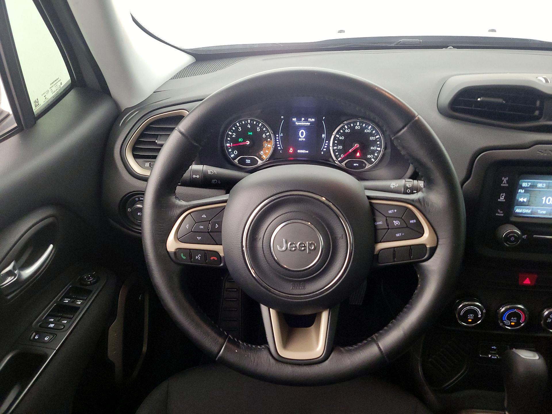 Thumbnail: 2017 Jeep Renegade - 10