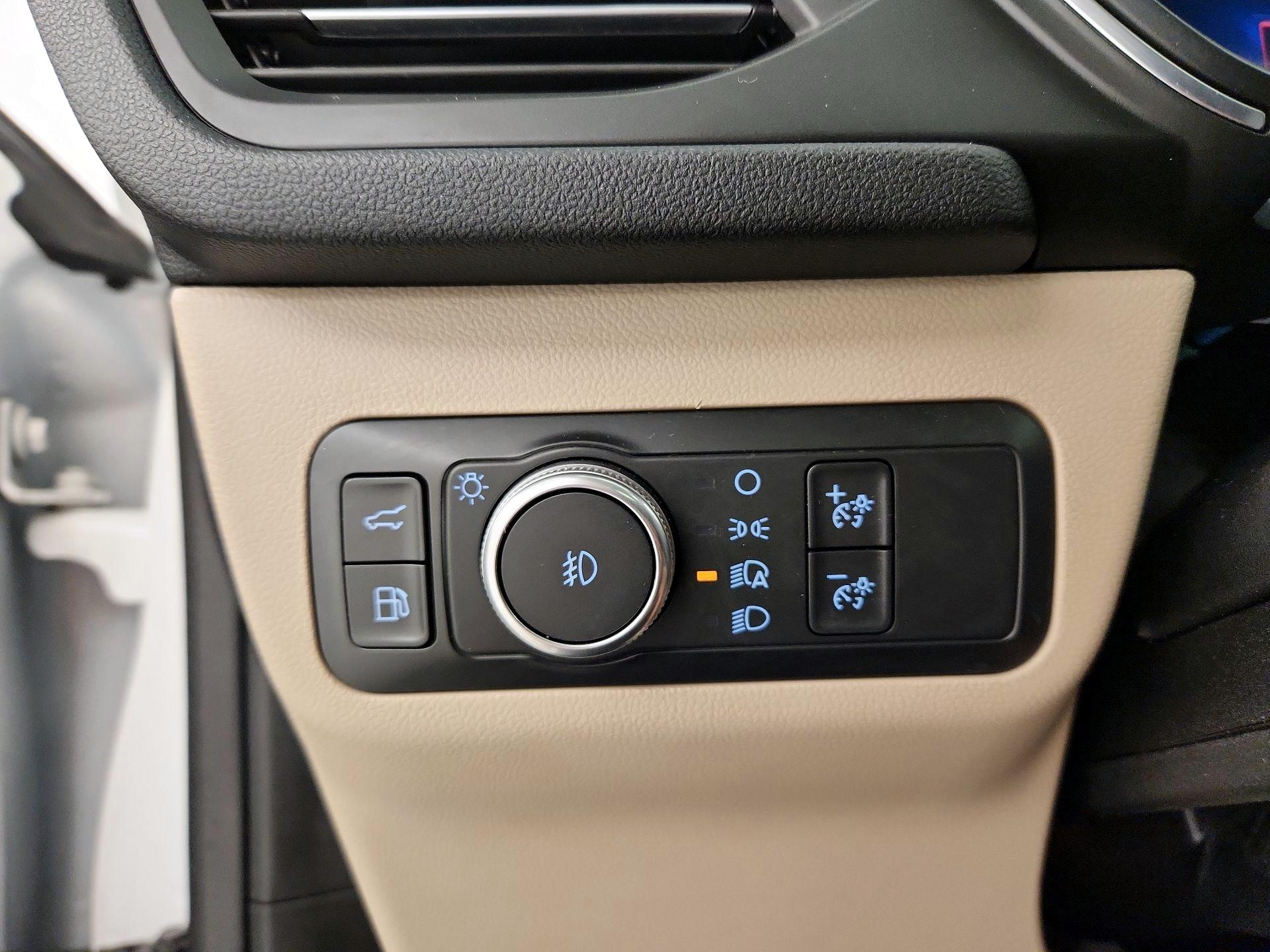 Thumbnail: 2020 Ford Escape - 12