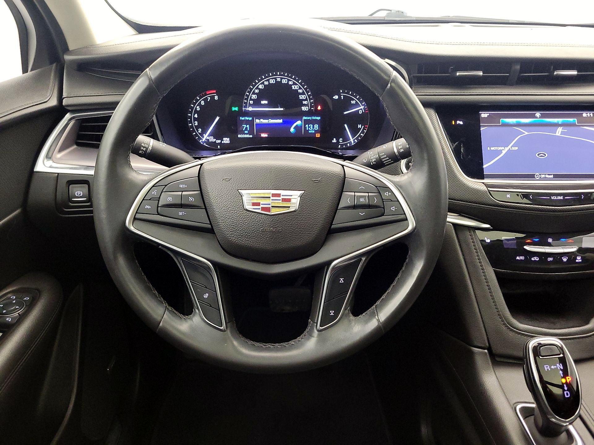 Thumbnail: 2017 Cadillac XT5 - 10