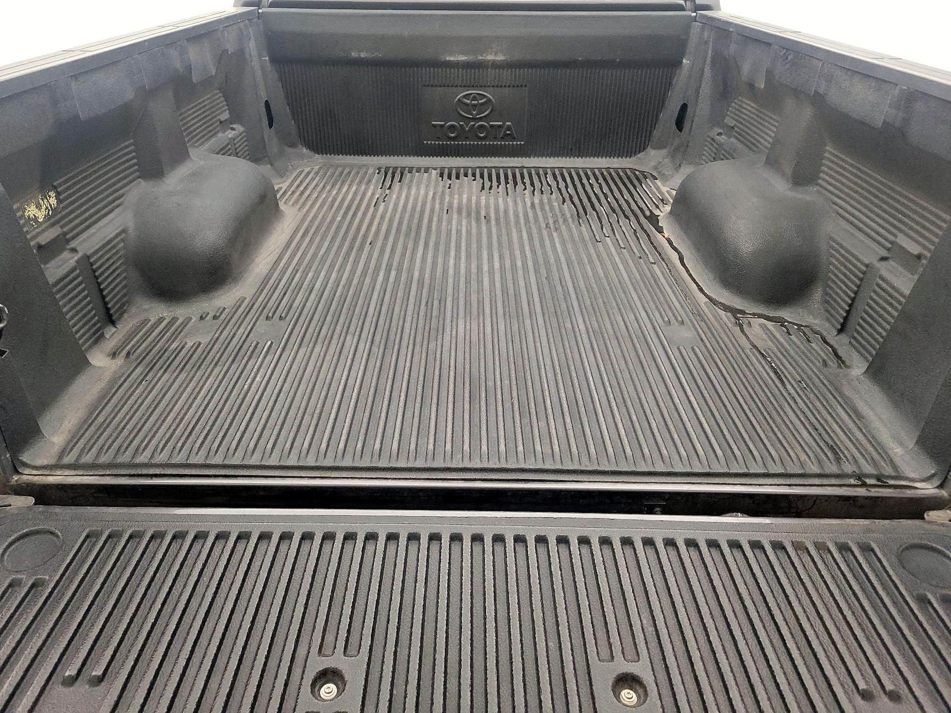 Thumbnail: 2014 Toyota Tundra - 20