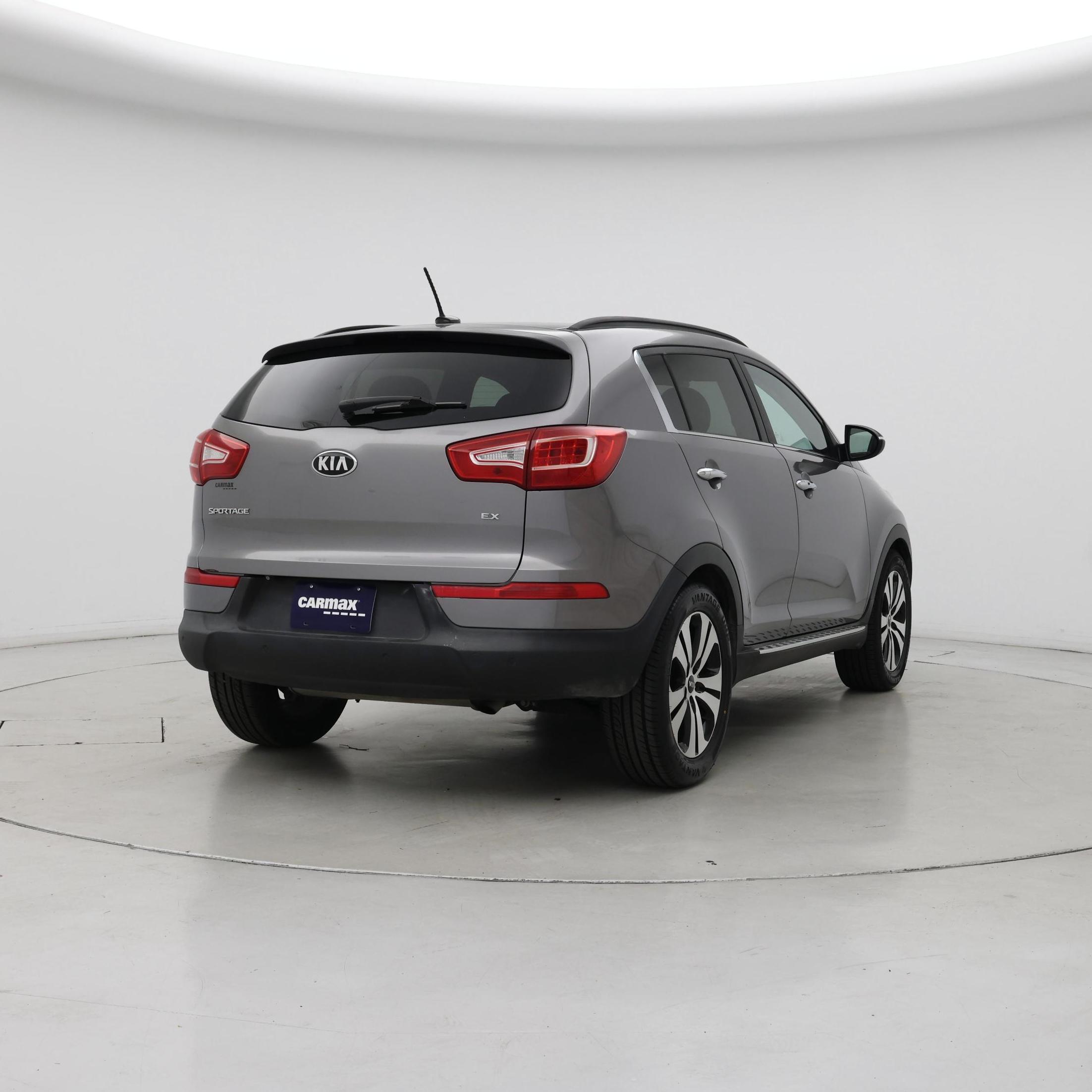 Thumbnail: 2013 Kia Sportage - 8