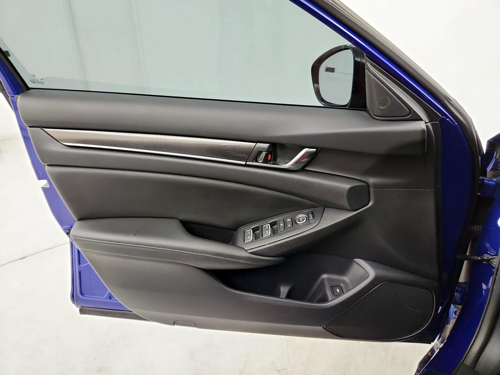 Thumbnail: 2021 Honda Accord - 12