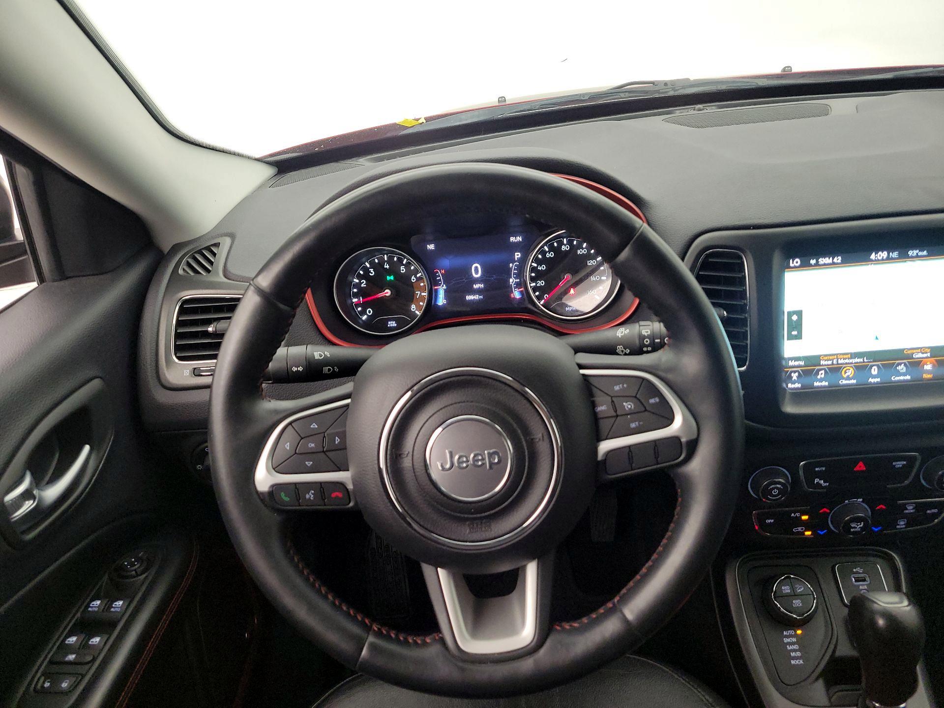 Thumbnail: 2017 Jeep Compass - 10
