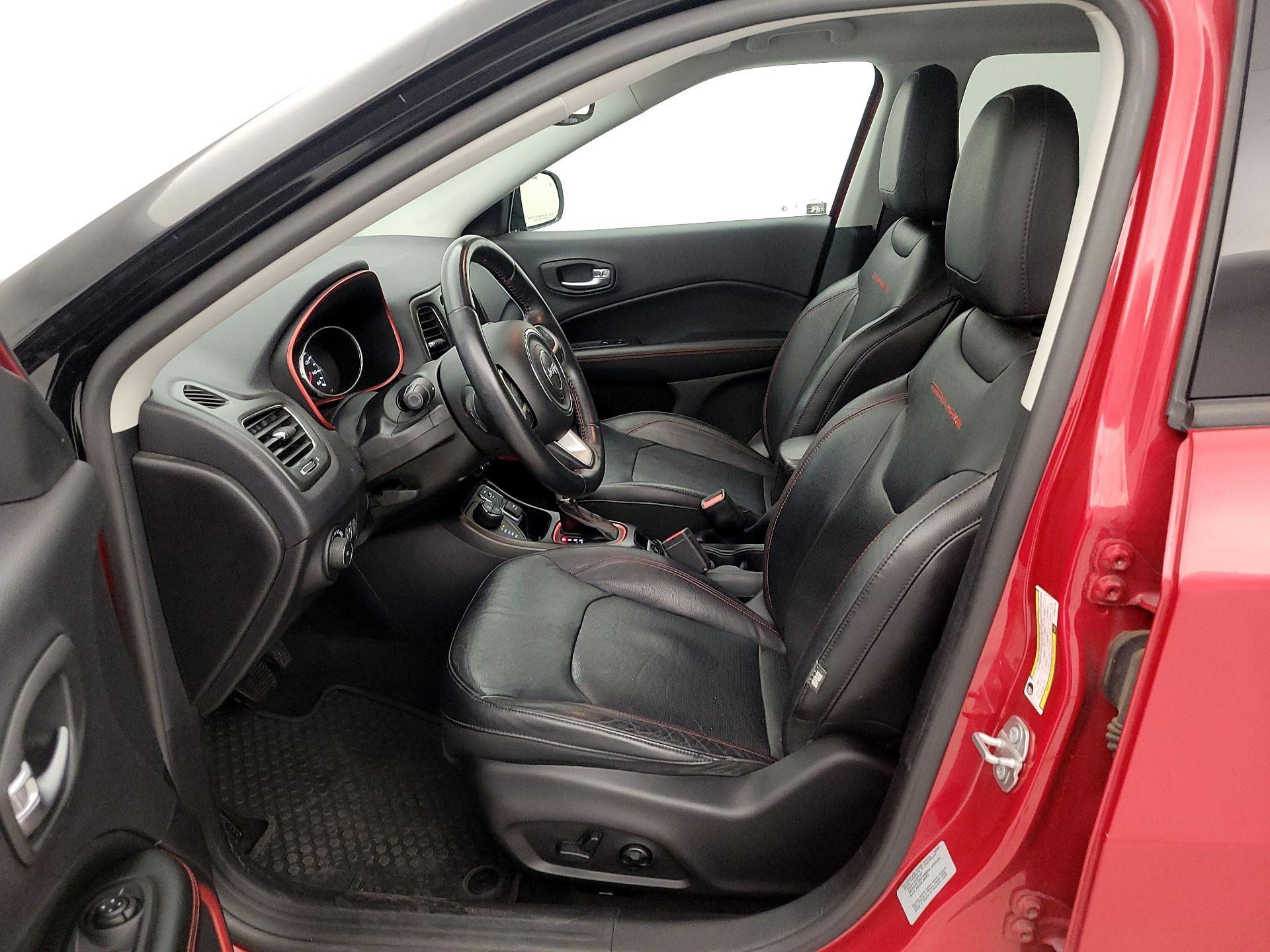 Thumbnail: 2017 Jeep Compass - 11