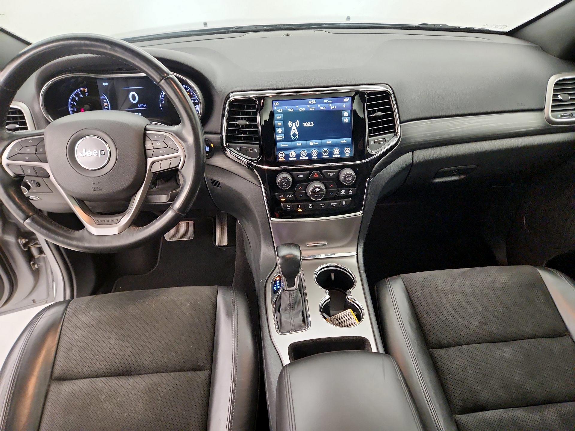 Thumbnail: 2020 Jeep Grand Cherokee - 9