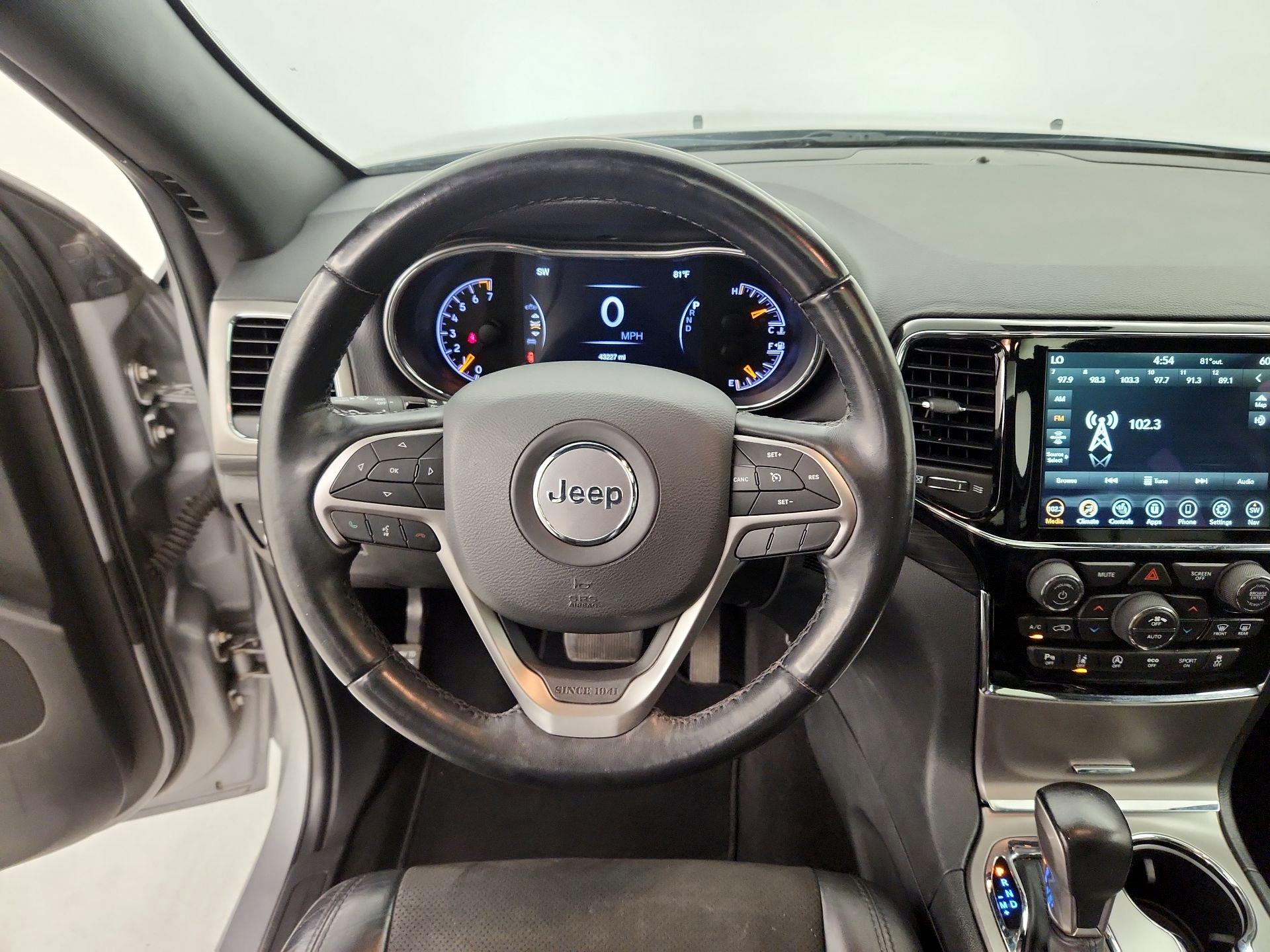 Thumbnail: 2020 Jeep Grand Cherokee - 10