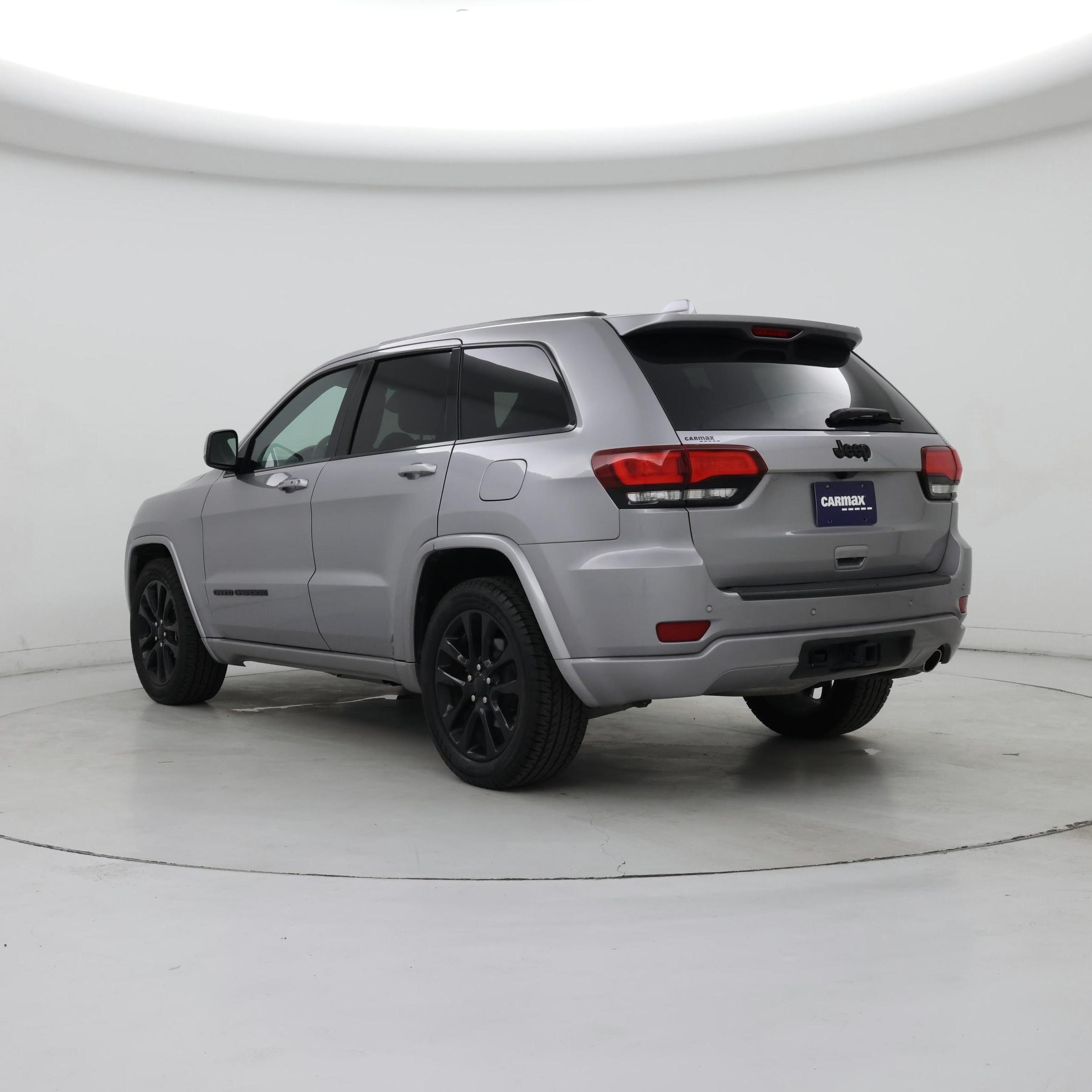 Thumbnail: 2020 Jeep Grand Cherokee - 2