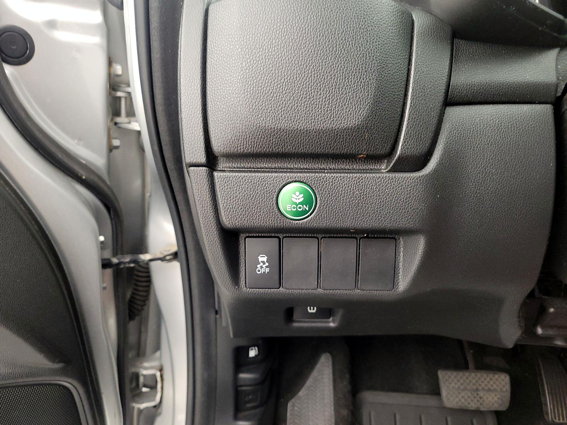 Thumbnail: 2015 Honda Fit - 13