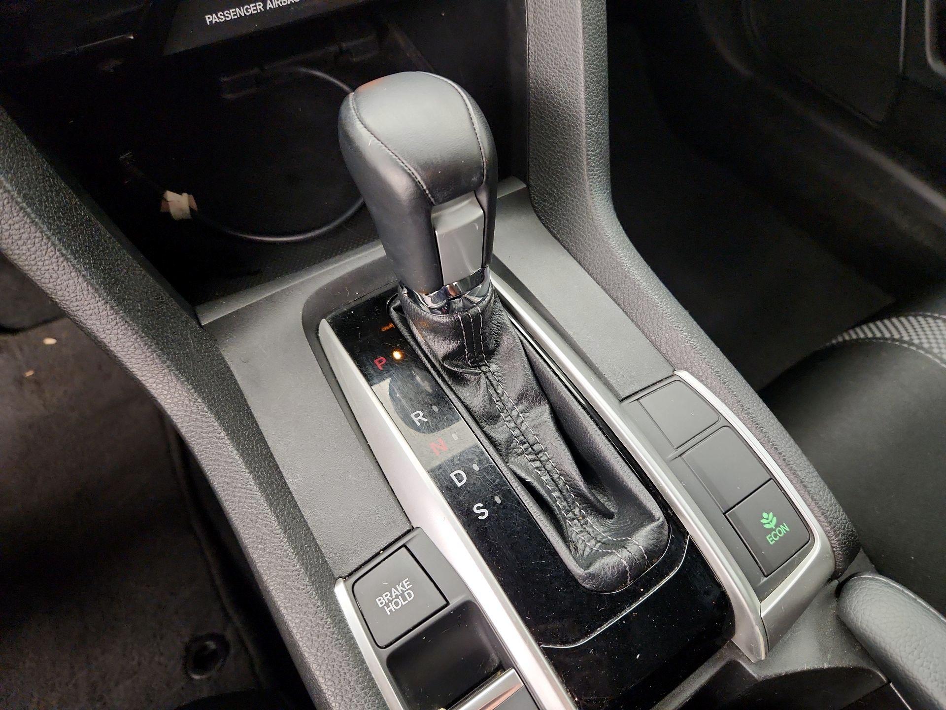 Thumbnail: 2019 Honda Civic - 17