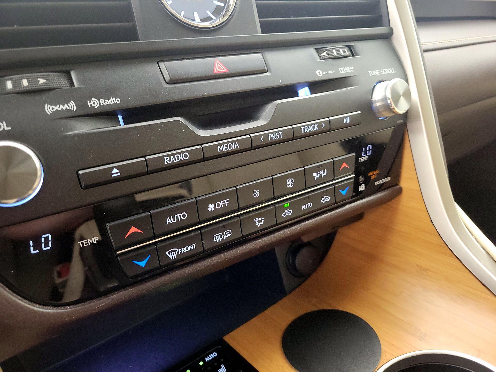 Thumbnail: 2016 Lexus RX - 17