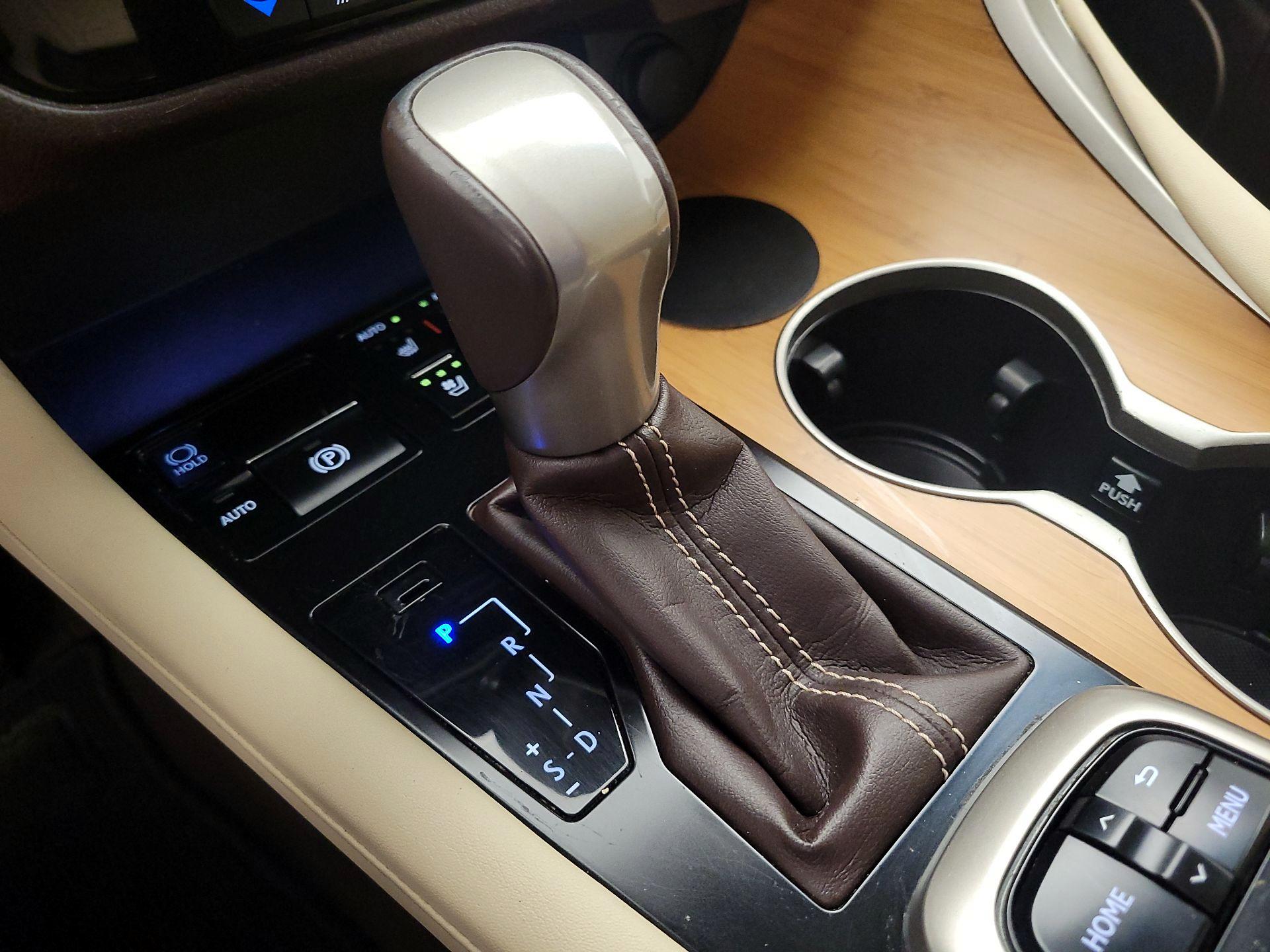 Thumbnail: 2016 Lexus RX - 18