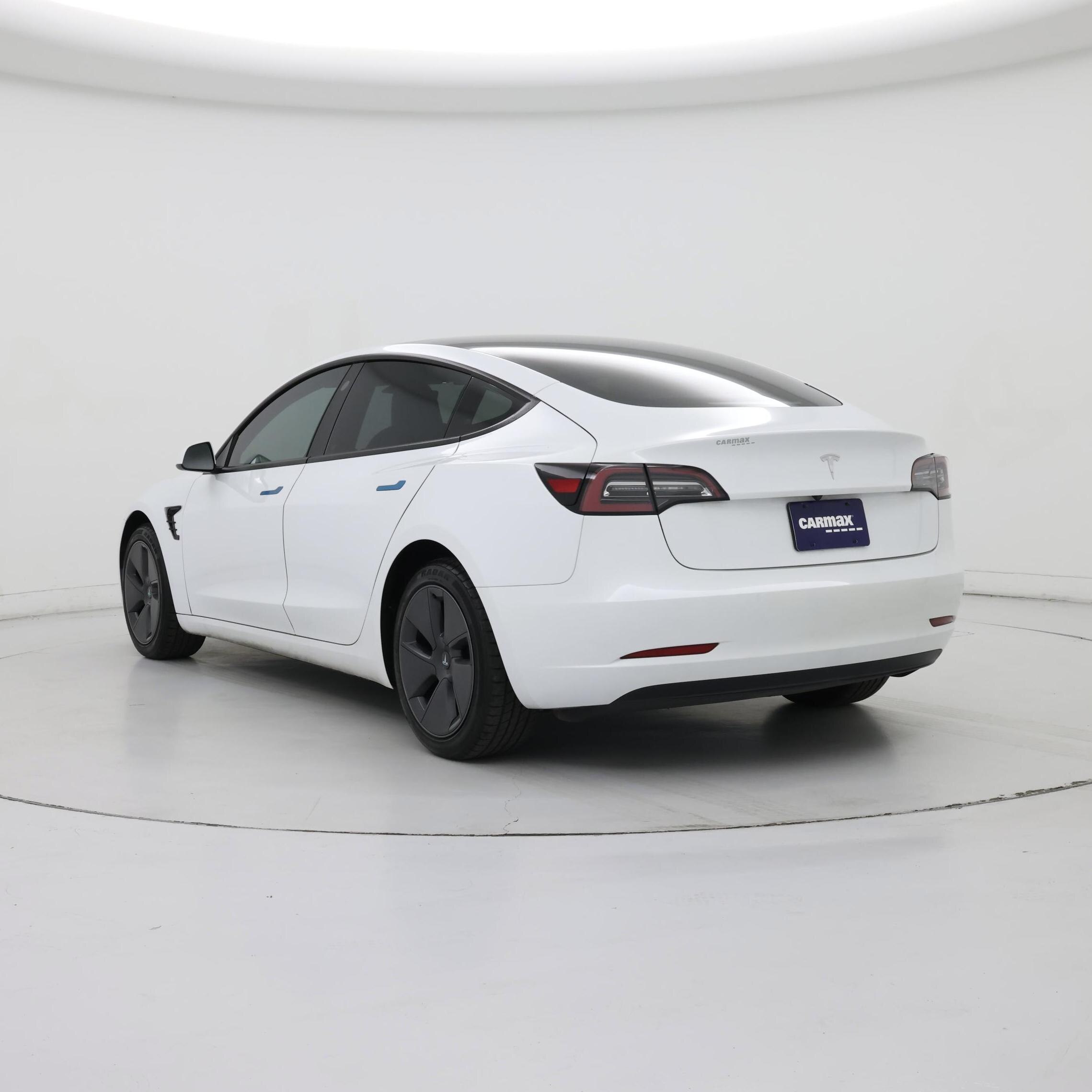 Thumbnail: 2023 Tesla Model 3 - 2