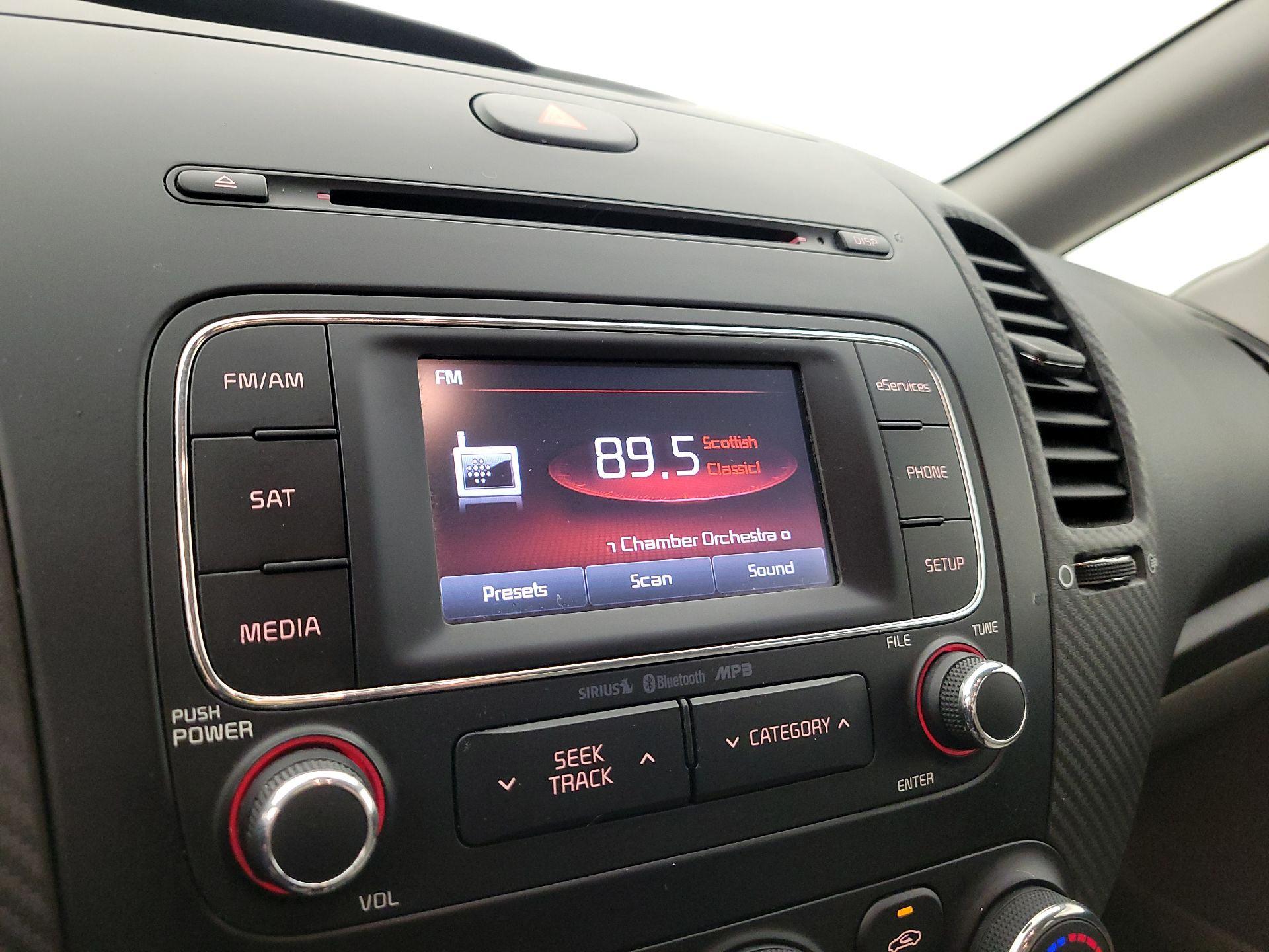 Thumbnail: 2014 Kia Forte - 15