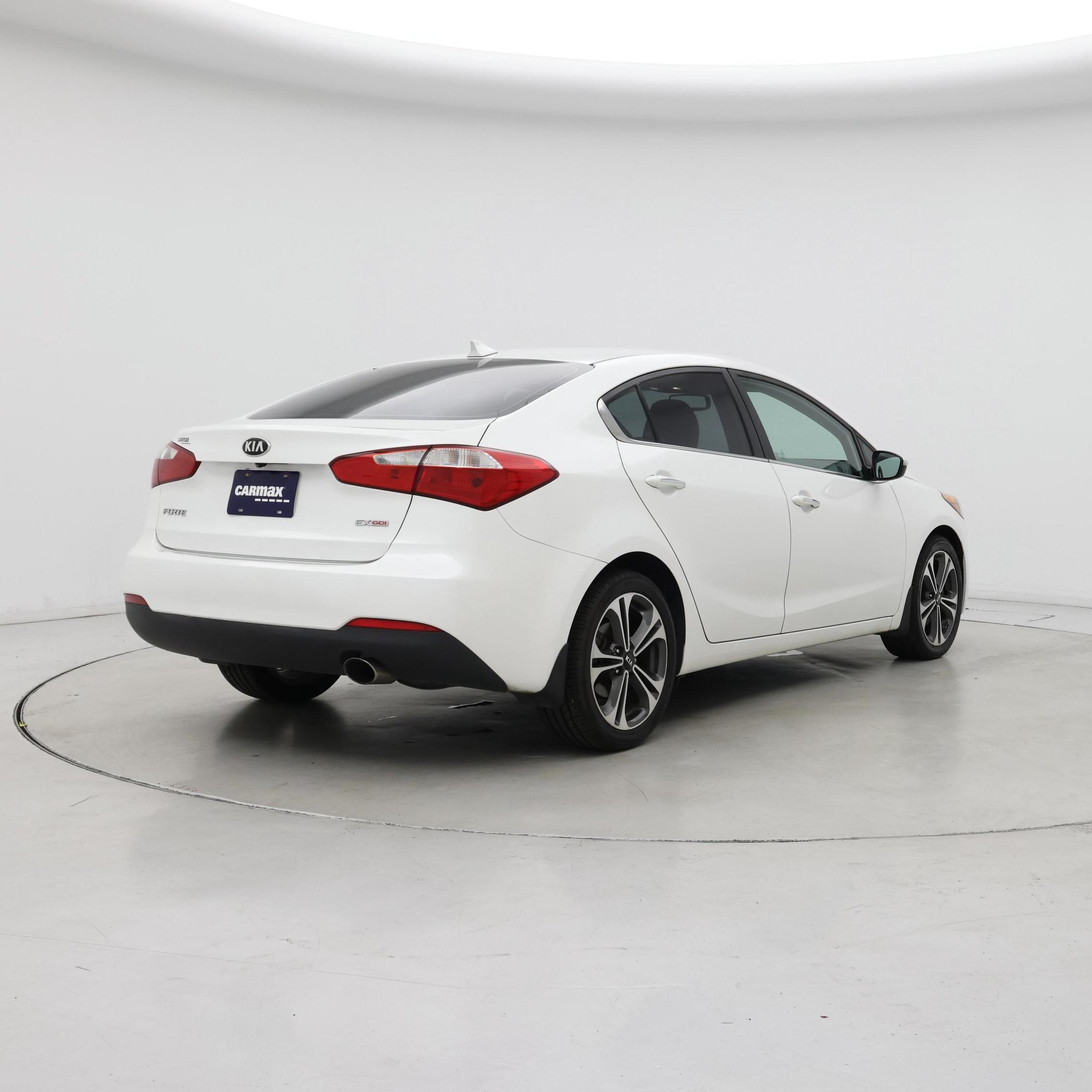 Thumbnail: 2014 Kia Forte - 8