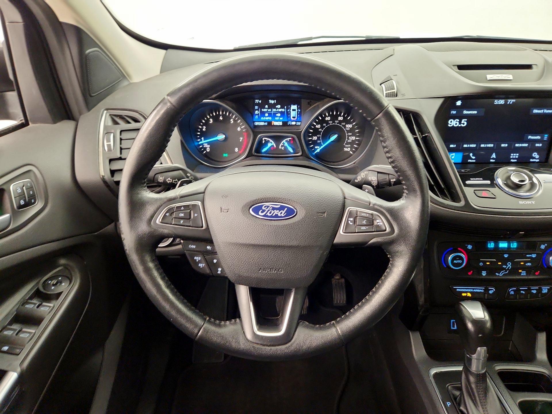 Thumbnail: 2017 Ford Escape - 10