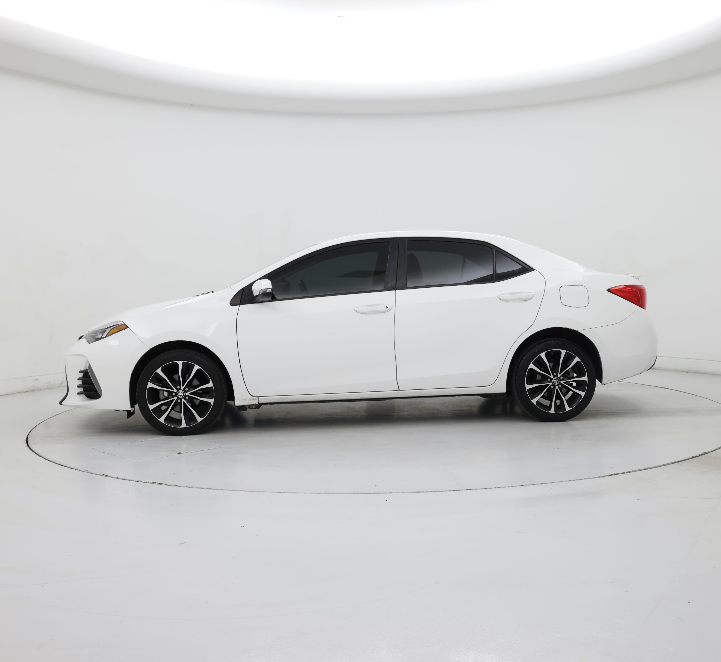 Thumbnail: 2019 Toyota Corolla - 3