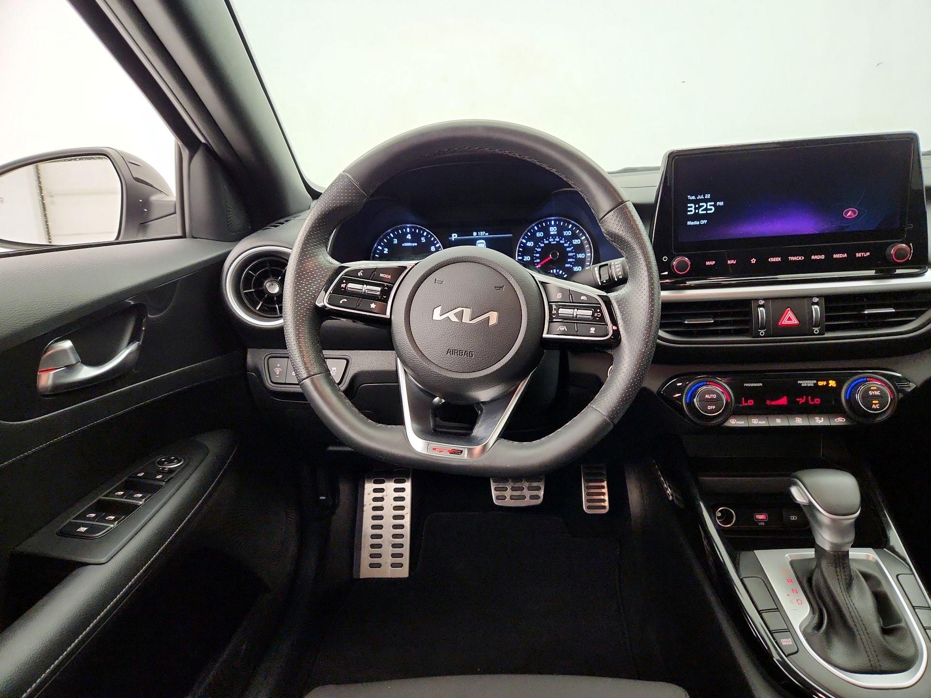 Thumbnail: 2024 Kia Forte - 10