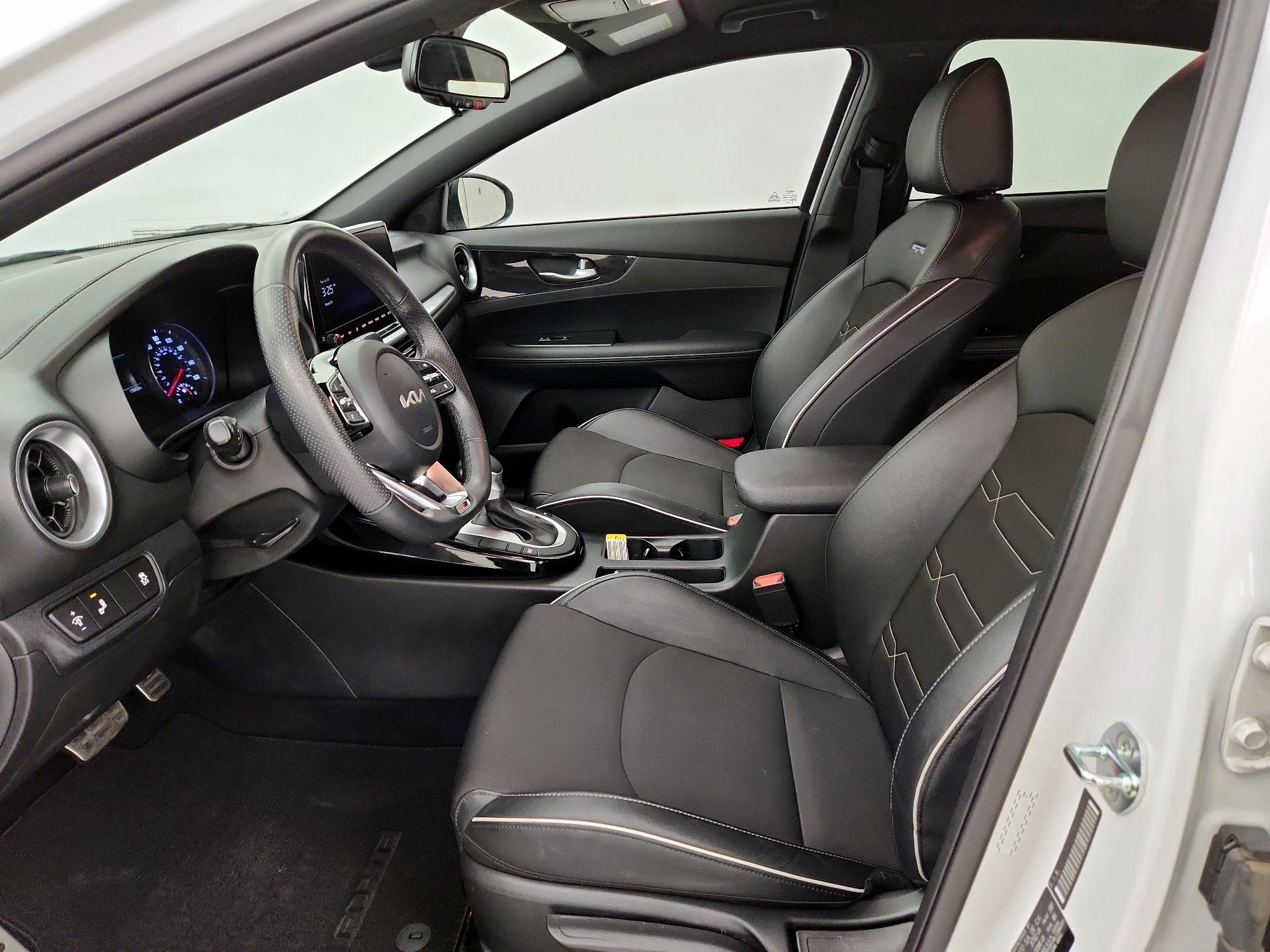 Thumbnail: 2024 Kia Forte - 11