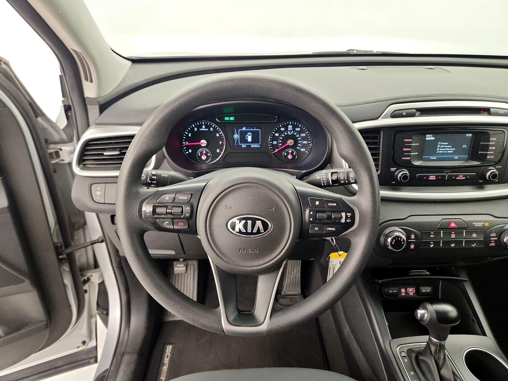 Thumbnail: 2018 Kia Sorento - 10
