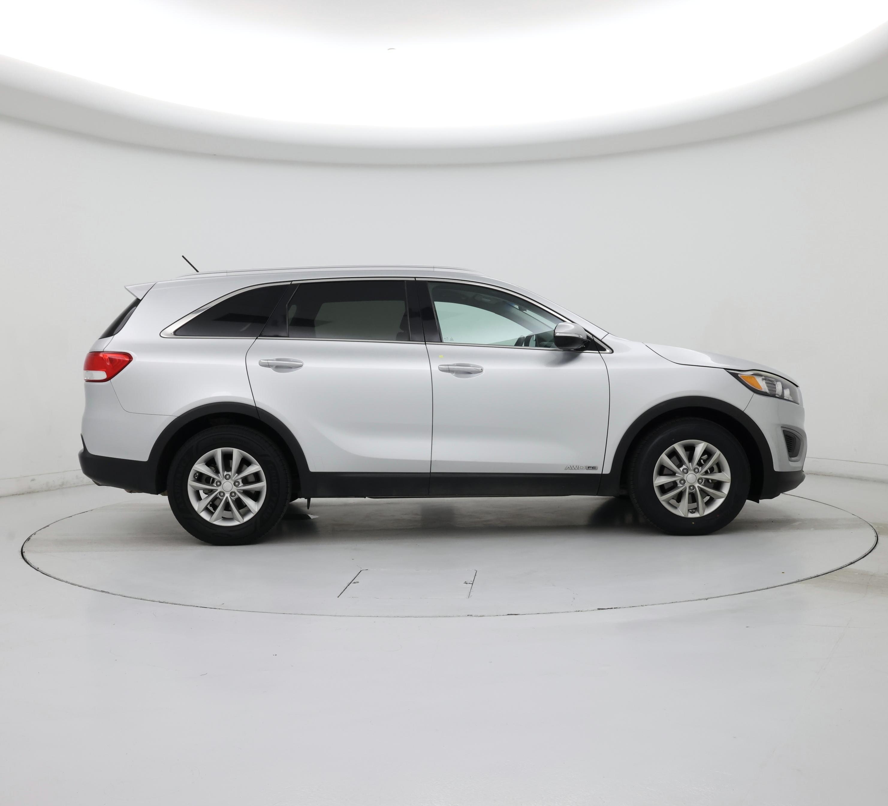 Thumbnail: 2018 Kia Sorento - 7