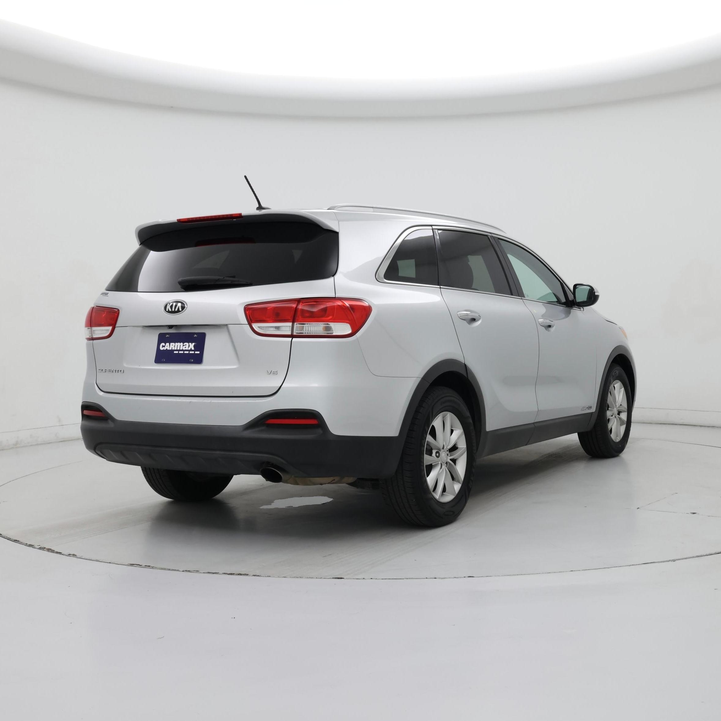 Thumbnail: 2018 Kia Sorento - 8