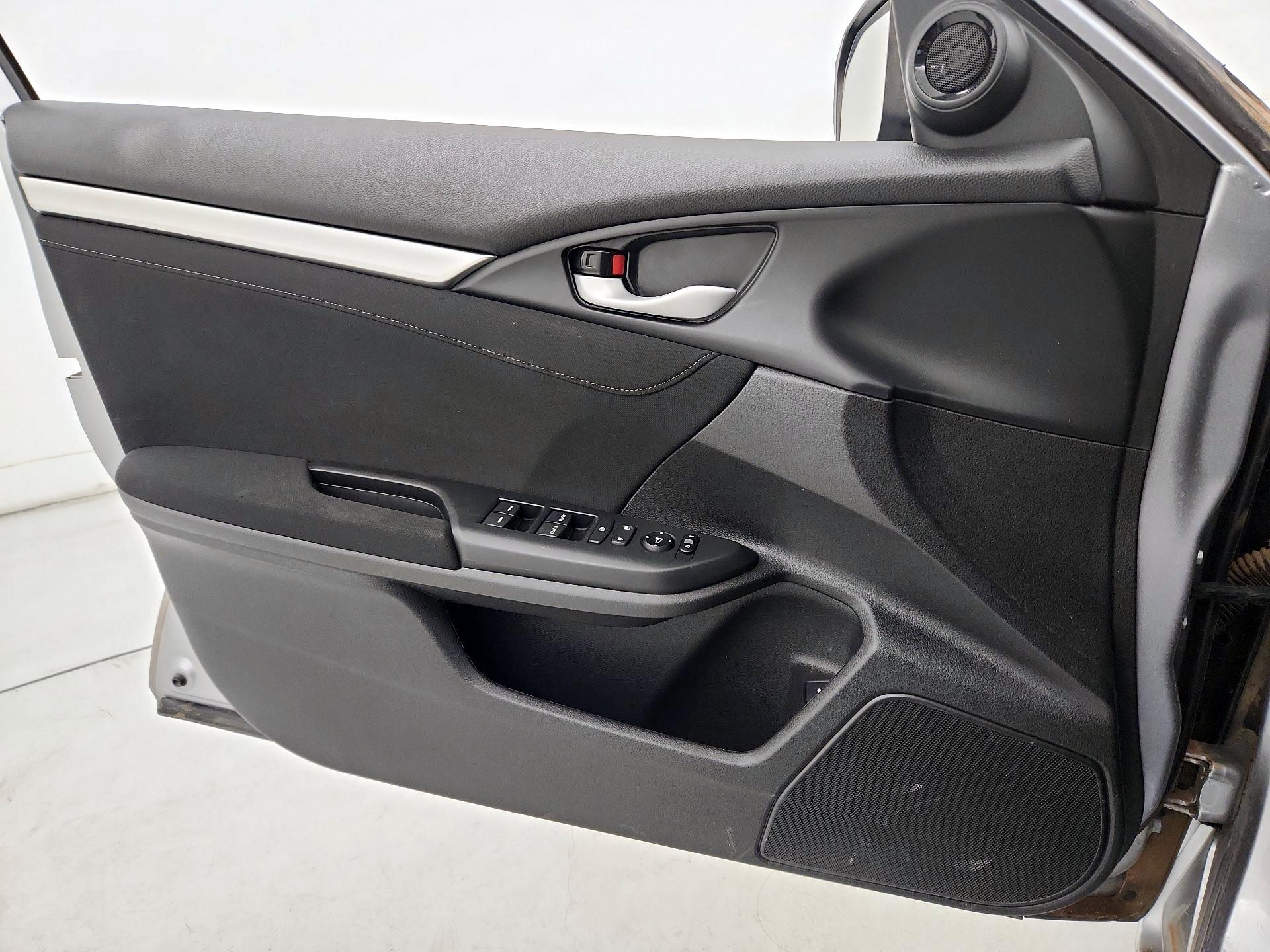 Thumbnail: 2020 Honda Civic - 12