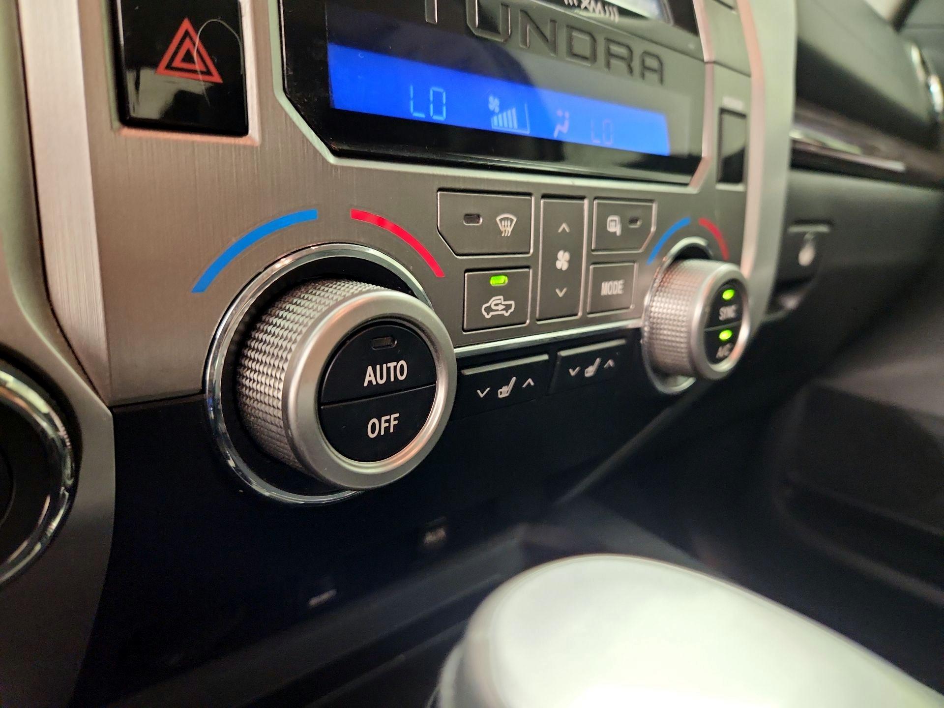 Thumbnail: 2015 Toyota Tundra - 16