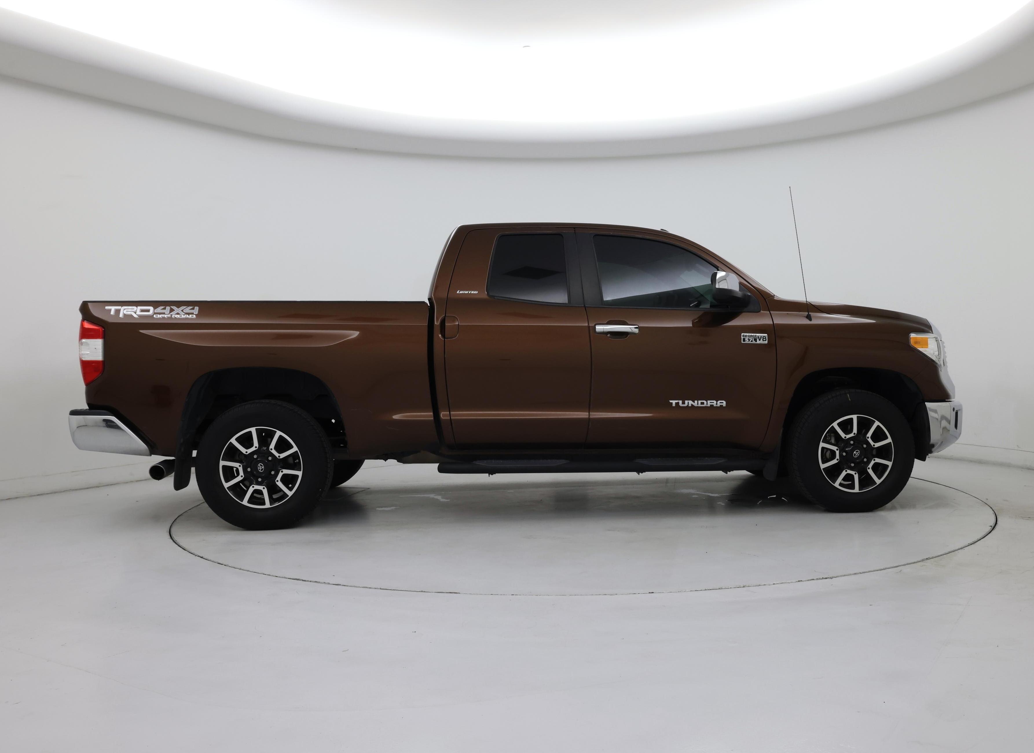 Thumbnail: 2015 Toyota Tundra - 7