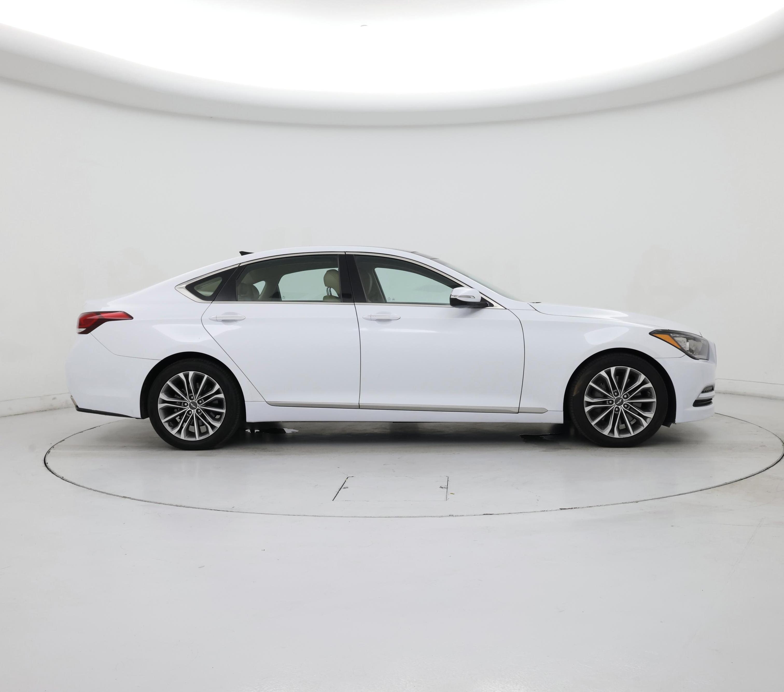 Thumbnail: 2015 Hyundai Genesis - 7