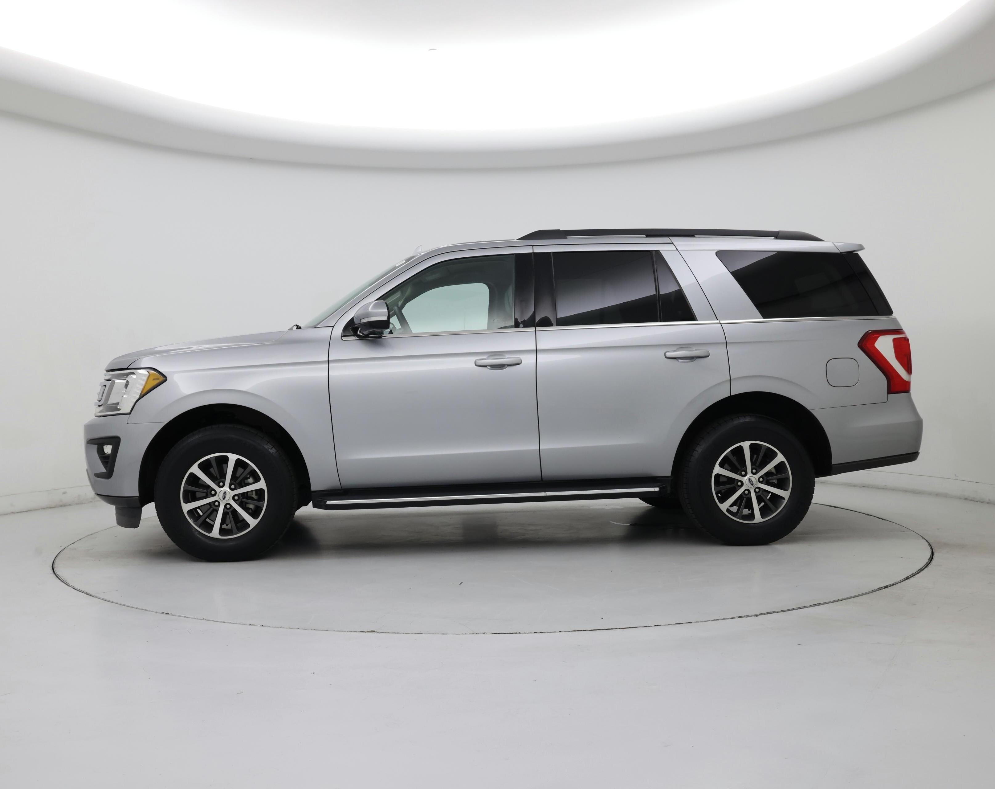 Thumbnail: 2021 Ford Expedition - 3