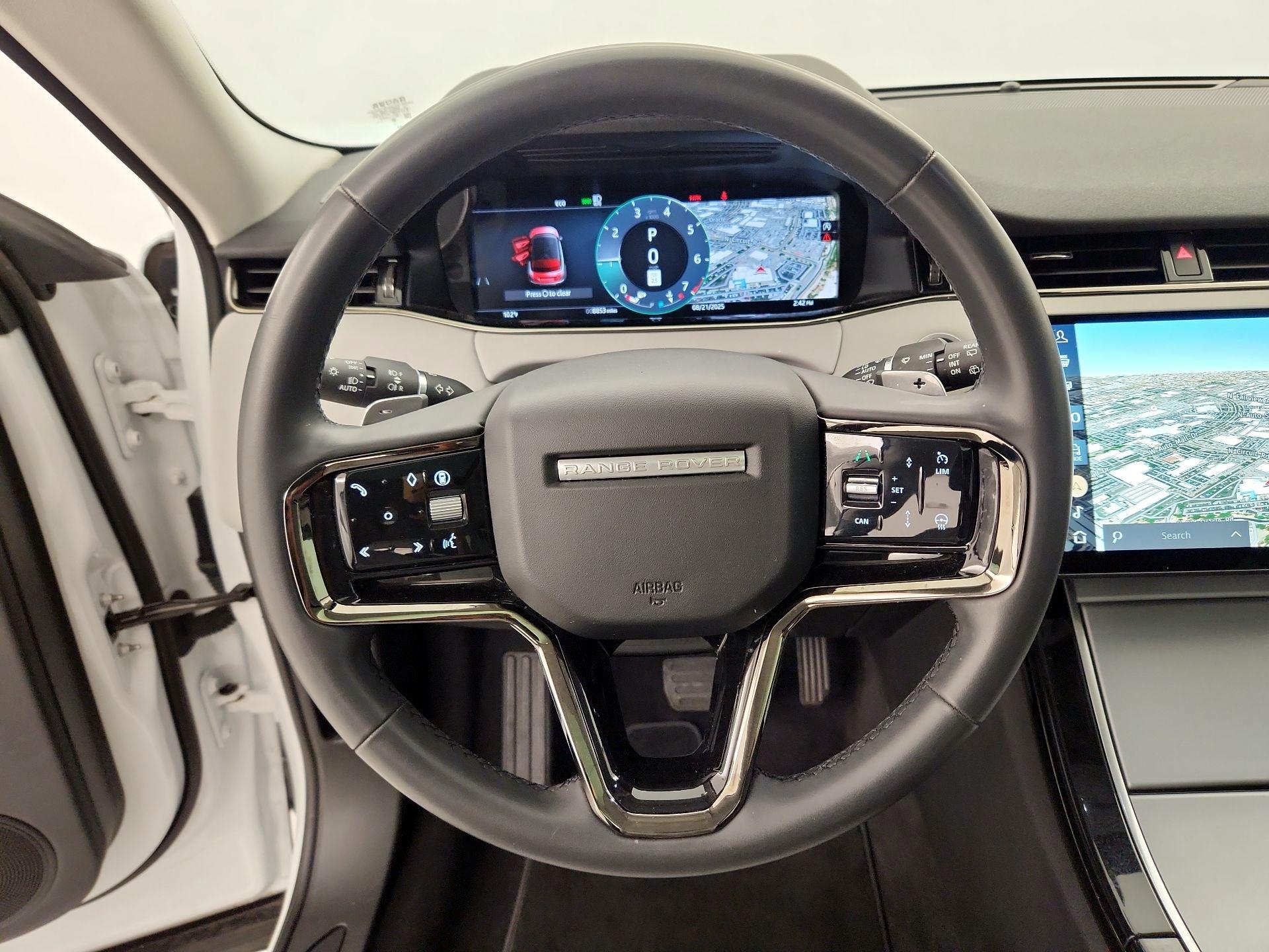 Thumbnail: 2024 Land Rover Range Rover Evoque - 10