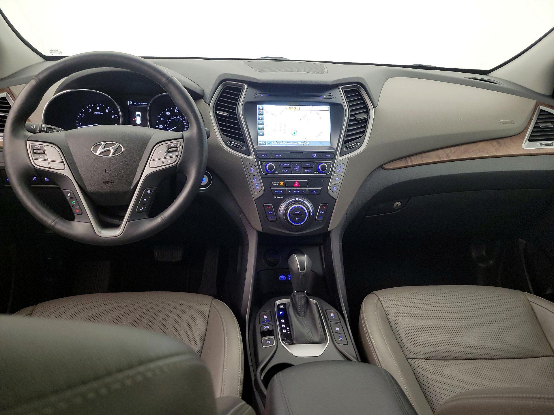 Thumbnail: 2017 Hyundai Santa Fe - 9