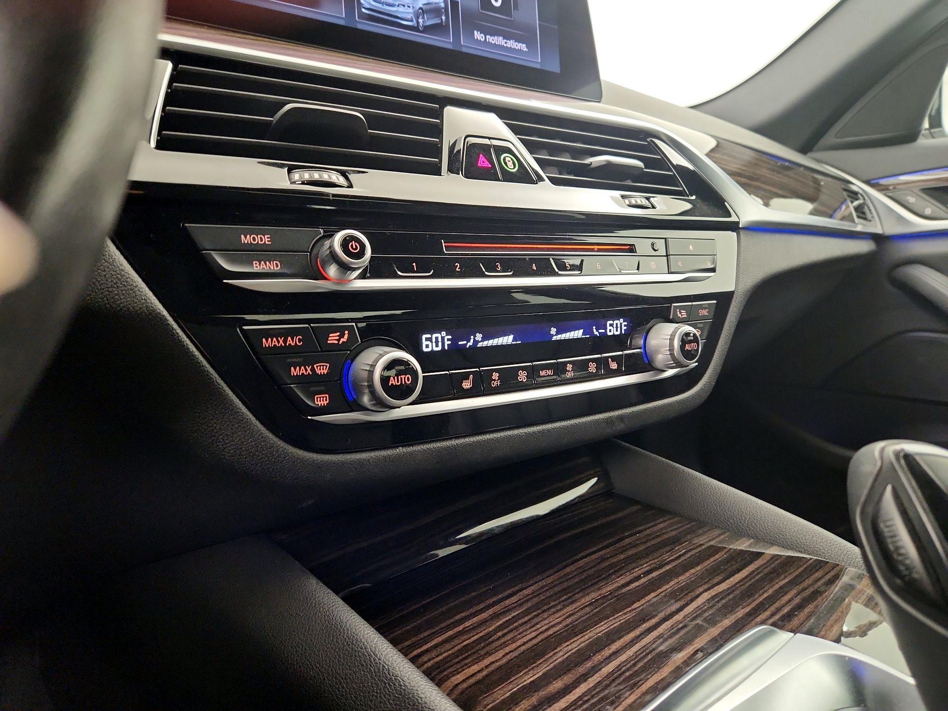 Thumbnail: 2019 BMW 5 Series - 17