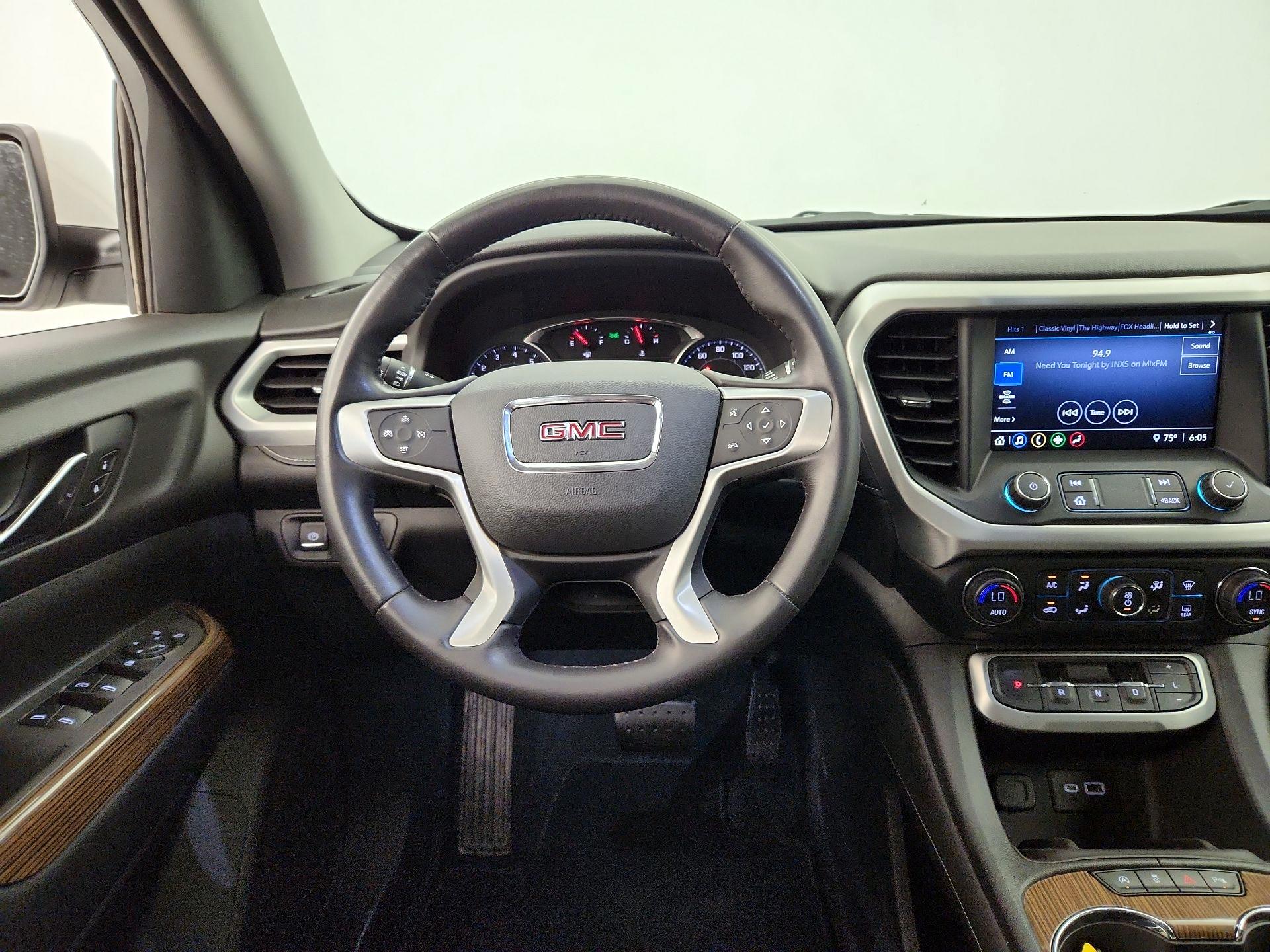 Thumbnail: 2020 GMC Acadia - 10