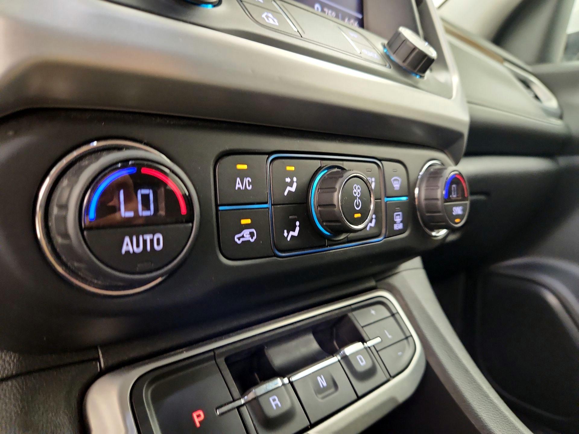 Thumbnail: 2020 GMC Acadia - 16