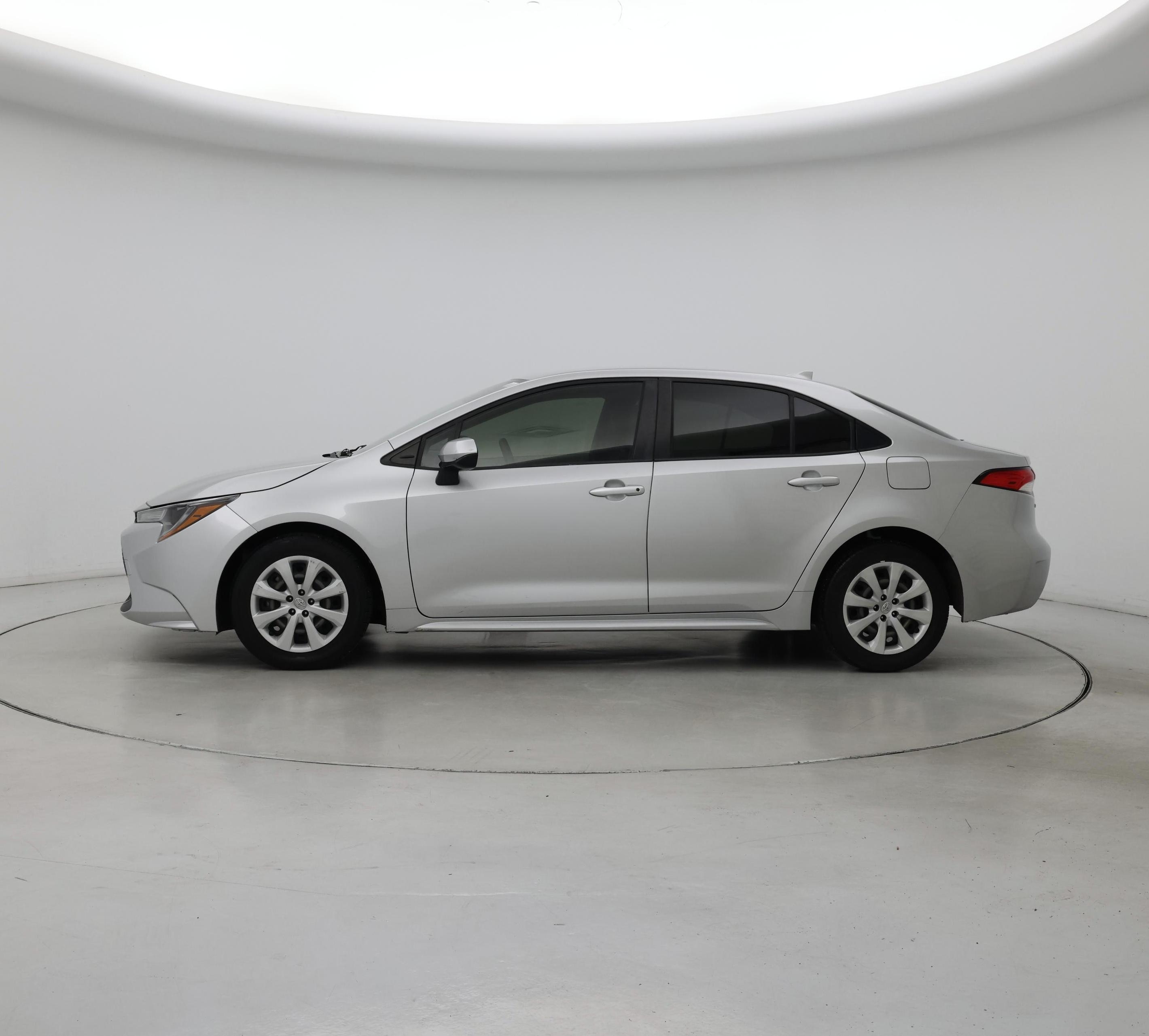Thumbnail: 2021 Toyota Corolla - 3