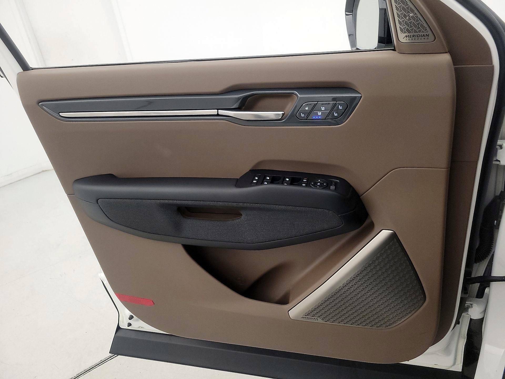 Thumbnail: 2024 Kia EV9 - 12