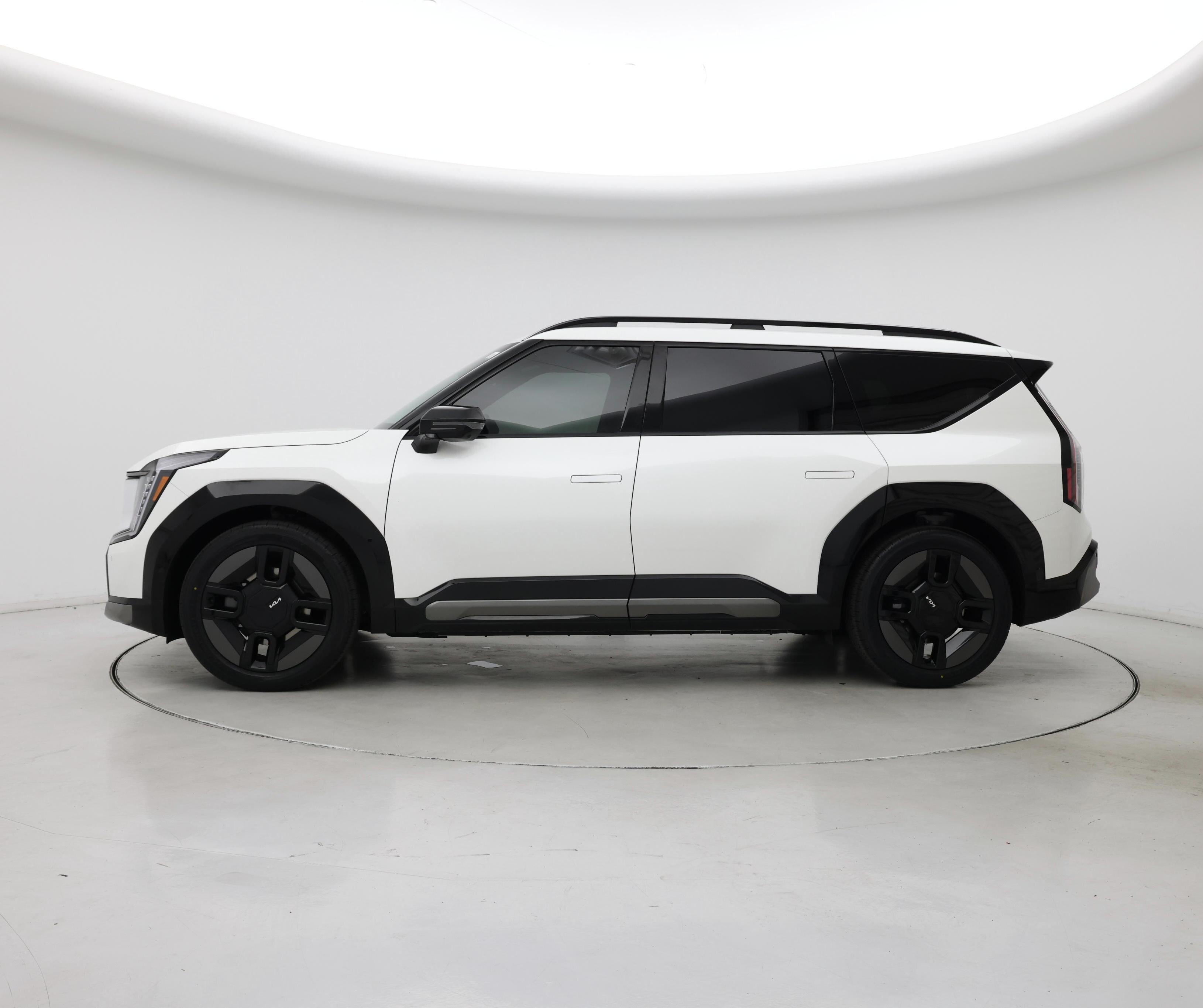 Thumbnail: 2024 Kia EV9 - 3