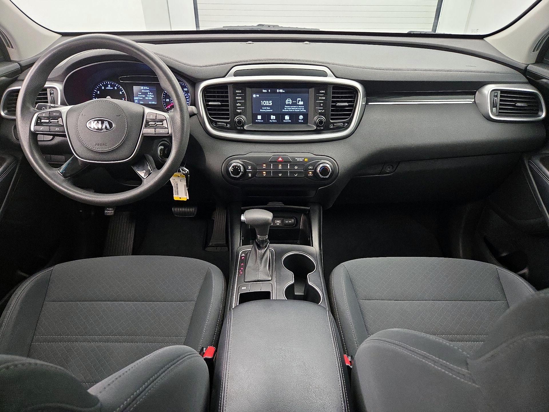Thumbnail: 2019 Kia Sorento - 9