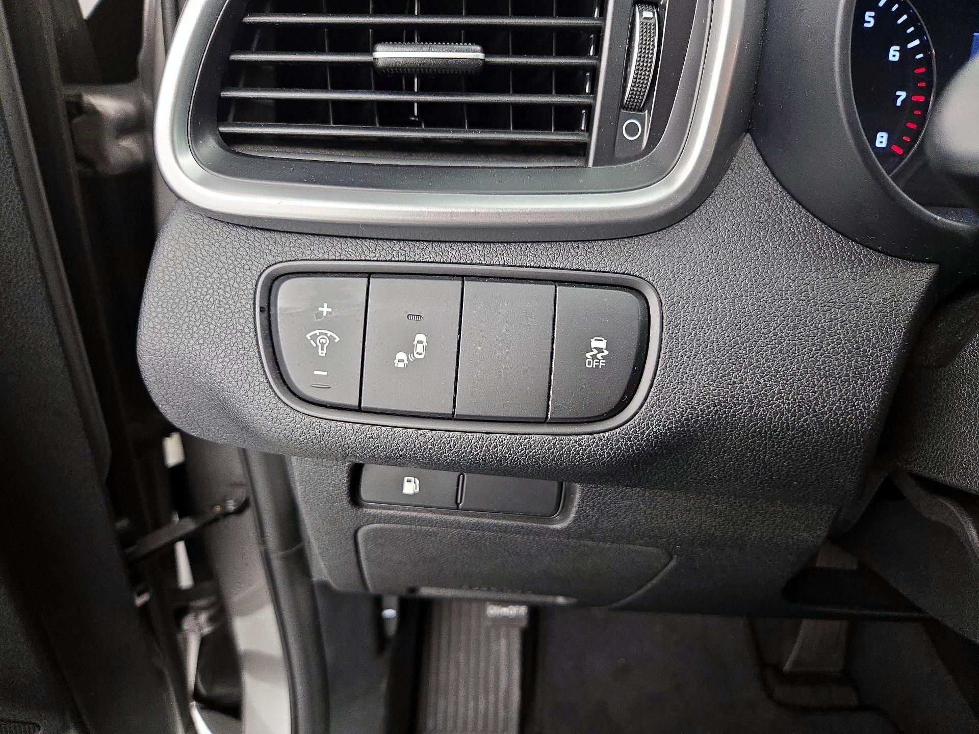 Thumbnail: 2019 Kia Sorento - 13