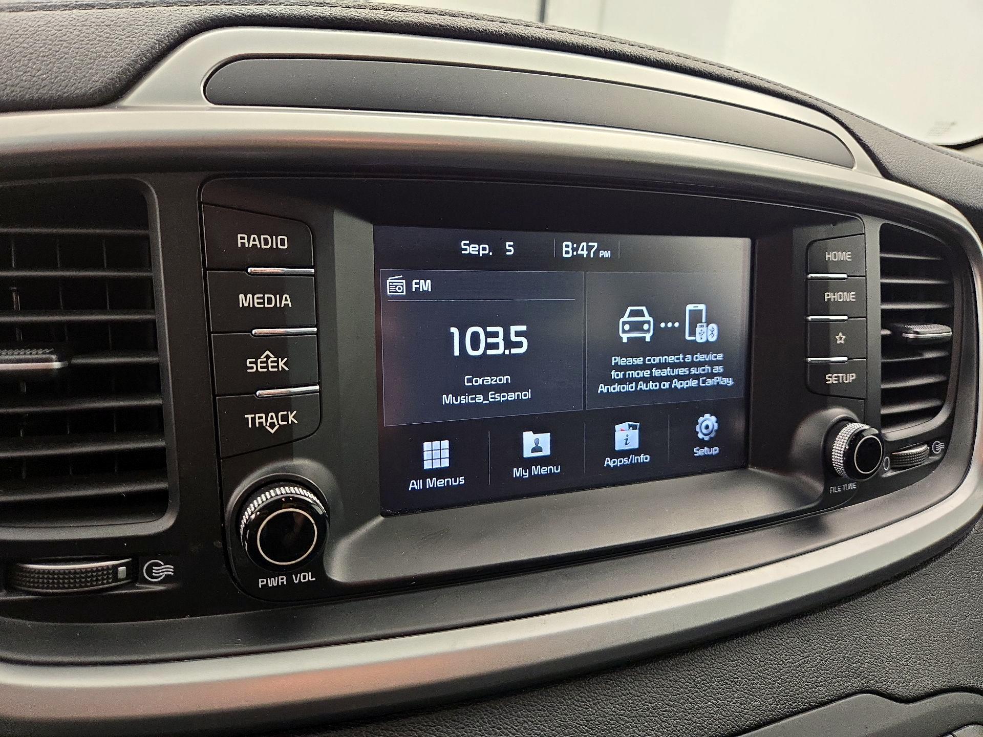 Thumbnail: 2019 Kia Sorento - 15