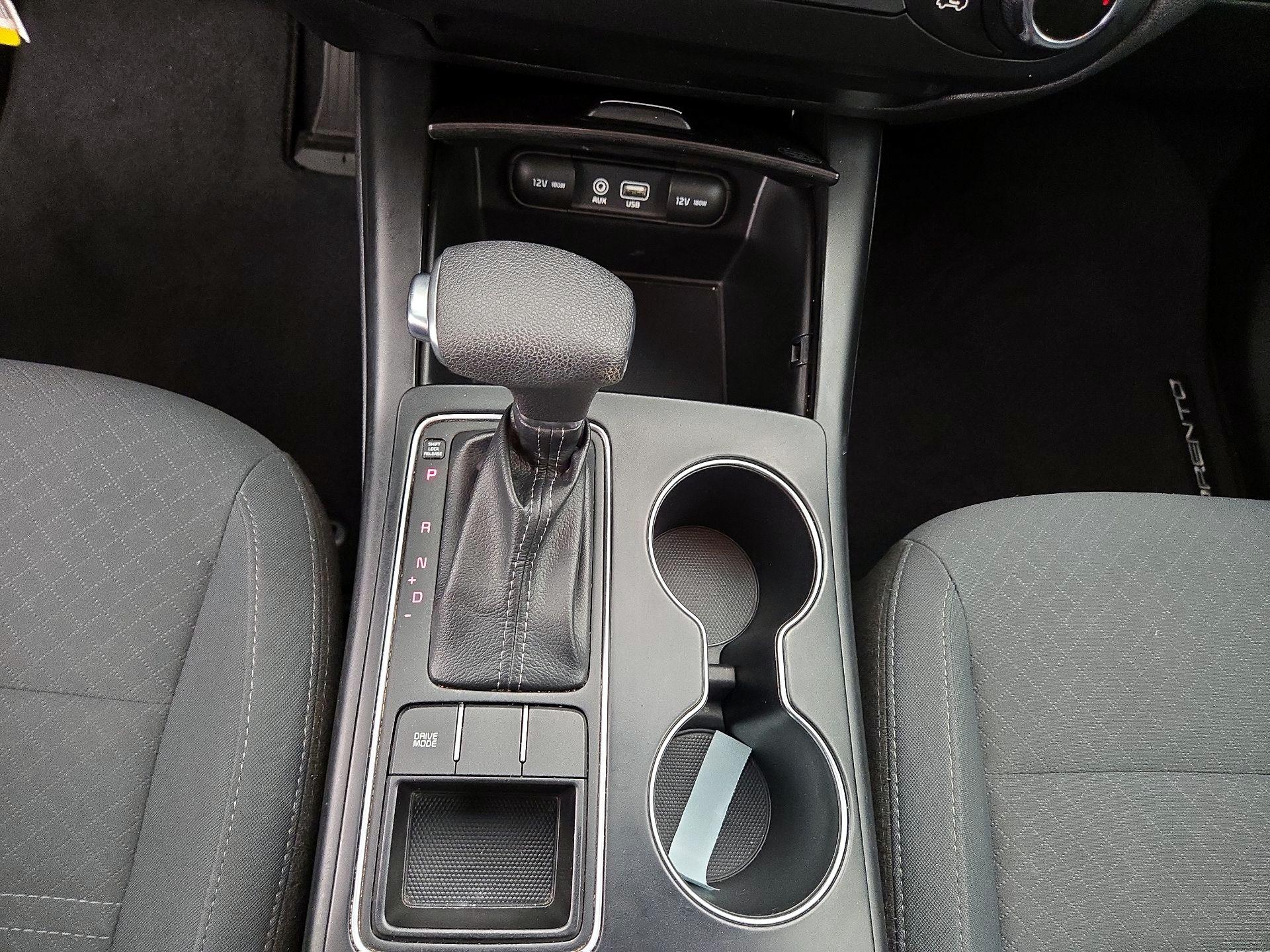Thumbnail: 2019 Kia Sorento - 17