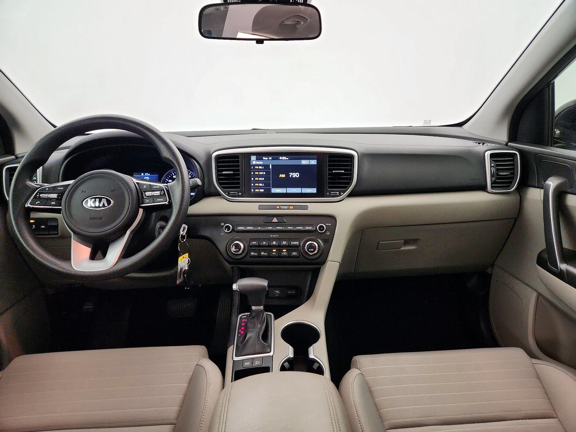 Thumbnail: 2020 Kia Sportage - 9