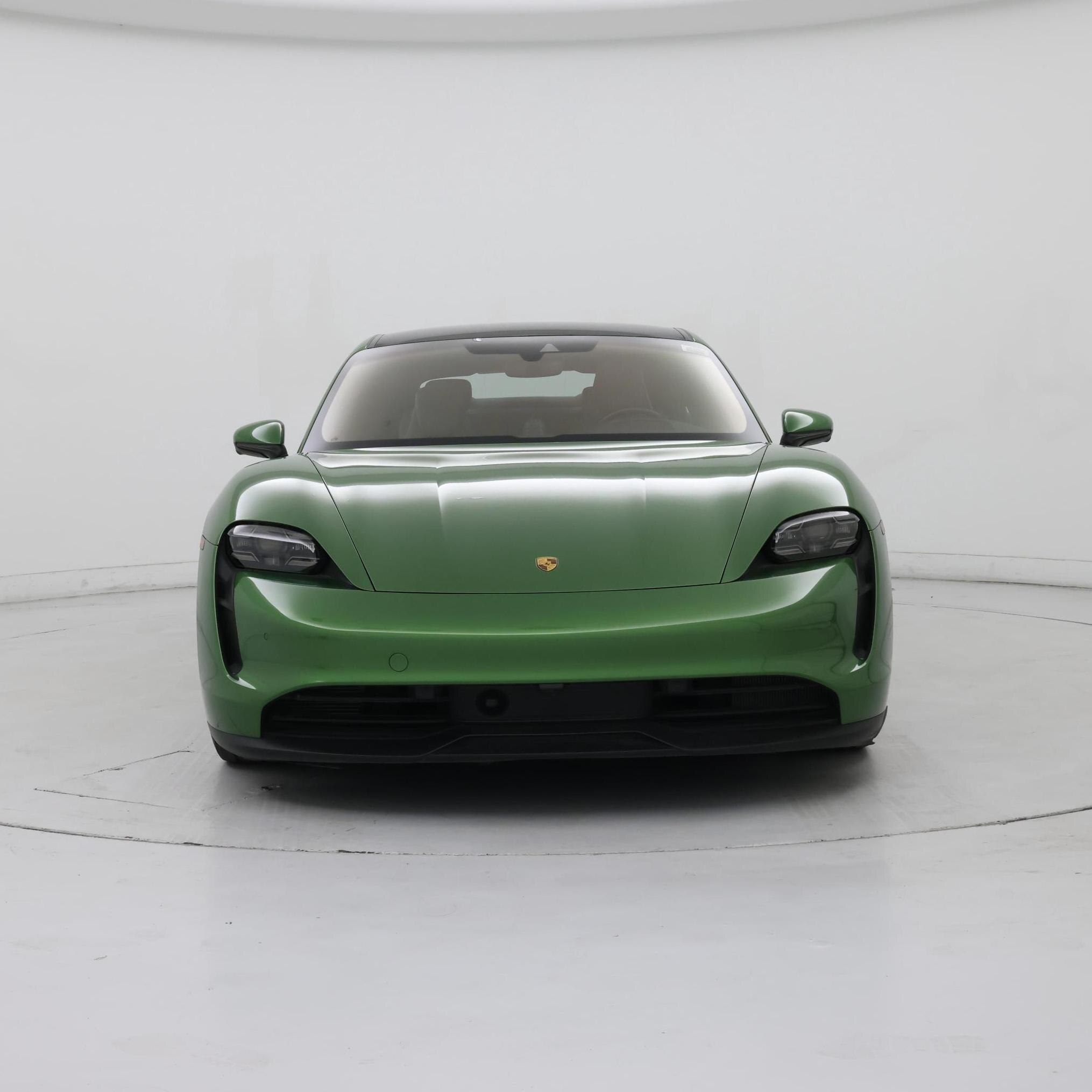 Thumbnail: 2021 Porsche Taycan - 5