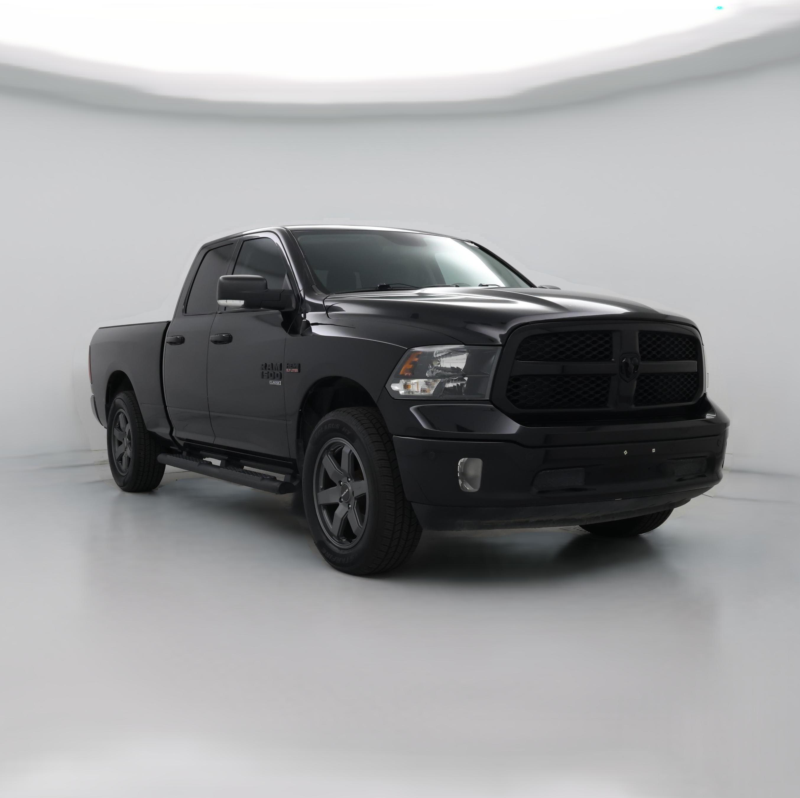 Thumbnail: 2019 RAM 1500 Classic - 1
