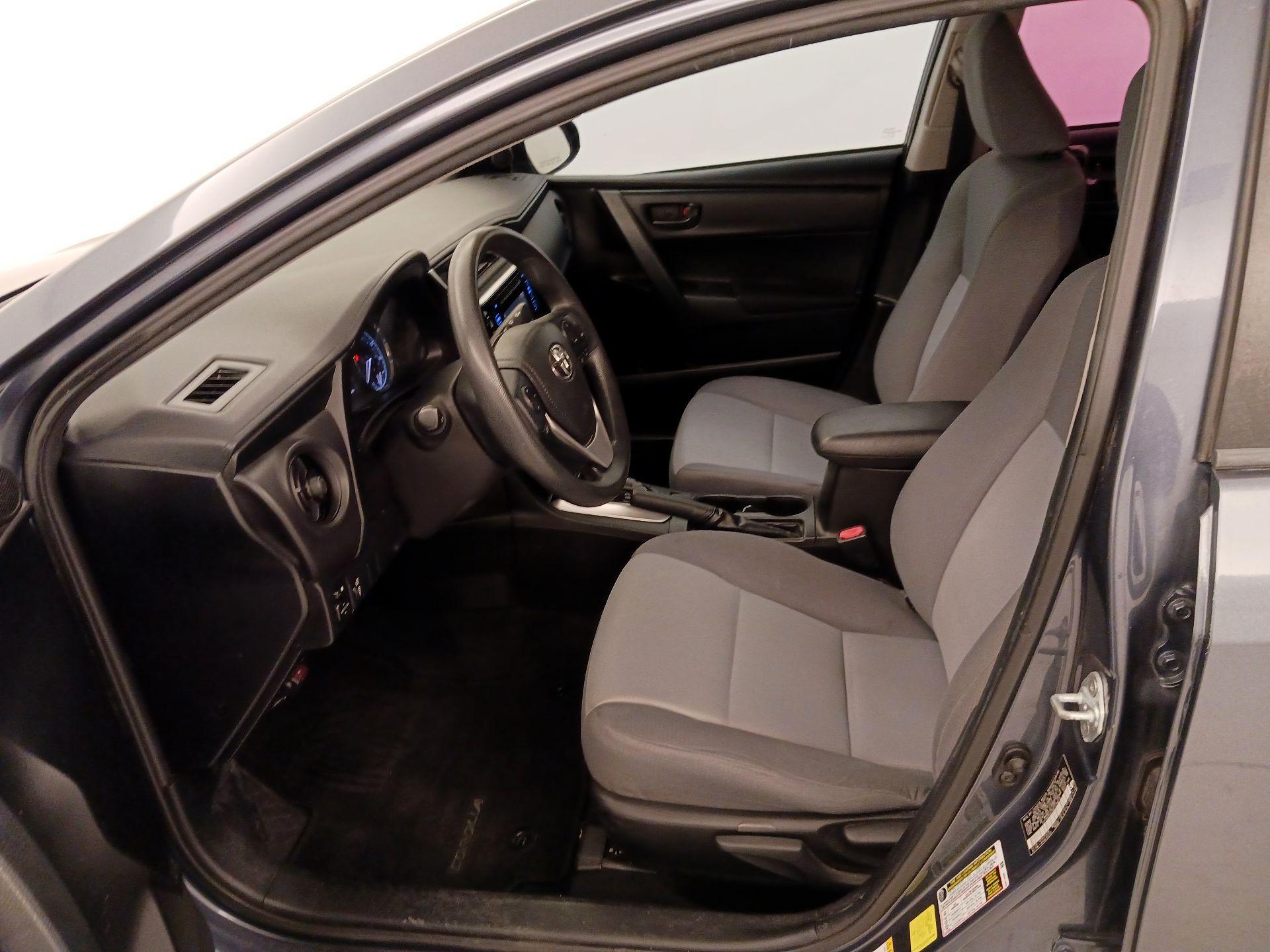 Thumbnail: 2017 Toyota Corolla - 11